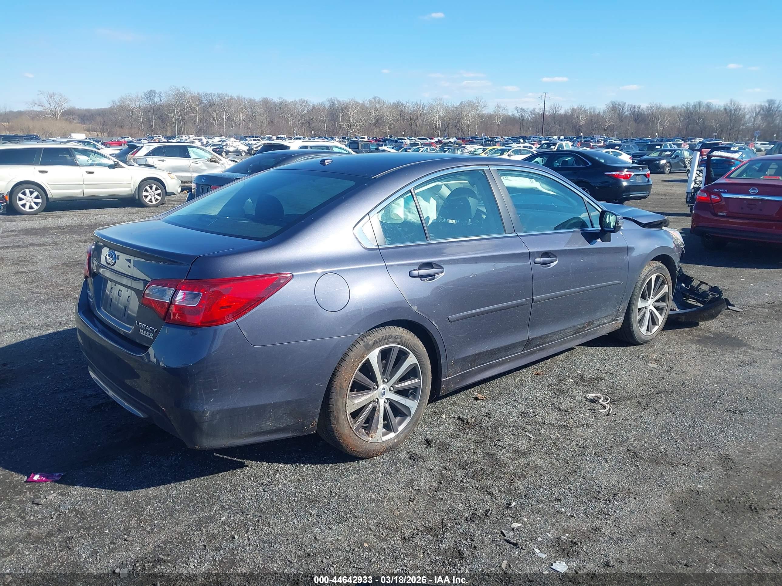 SUBARU LEGACY image 4
