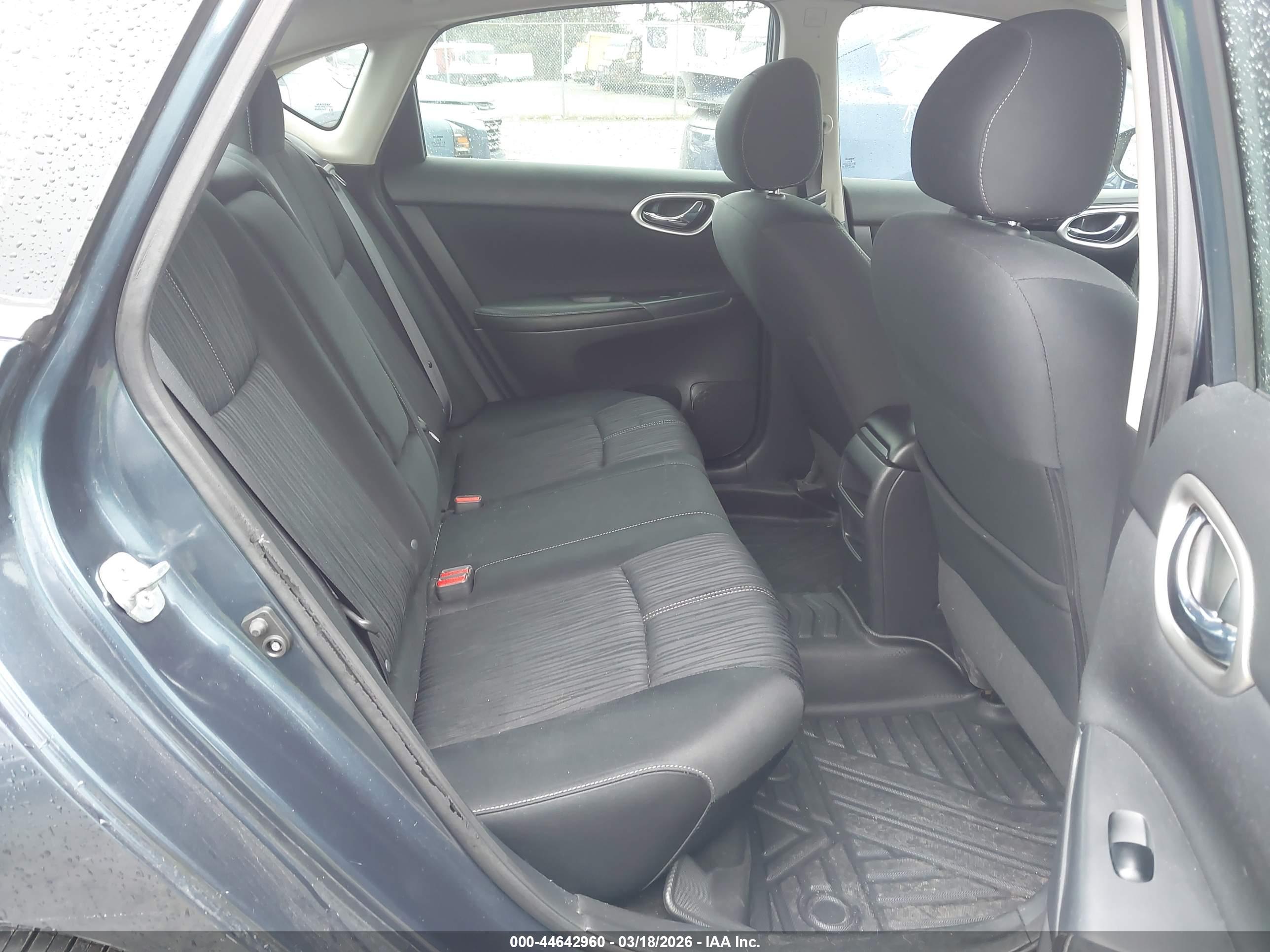 NISSAN SENTRA image 8