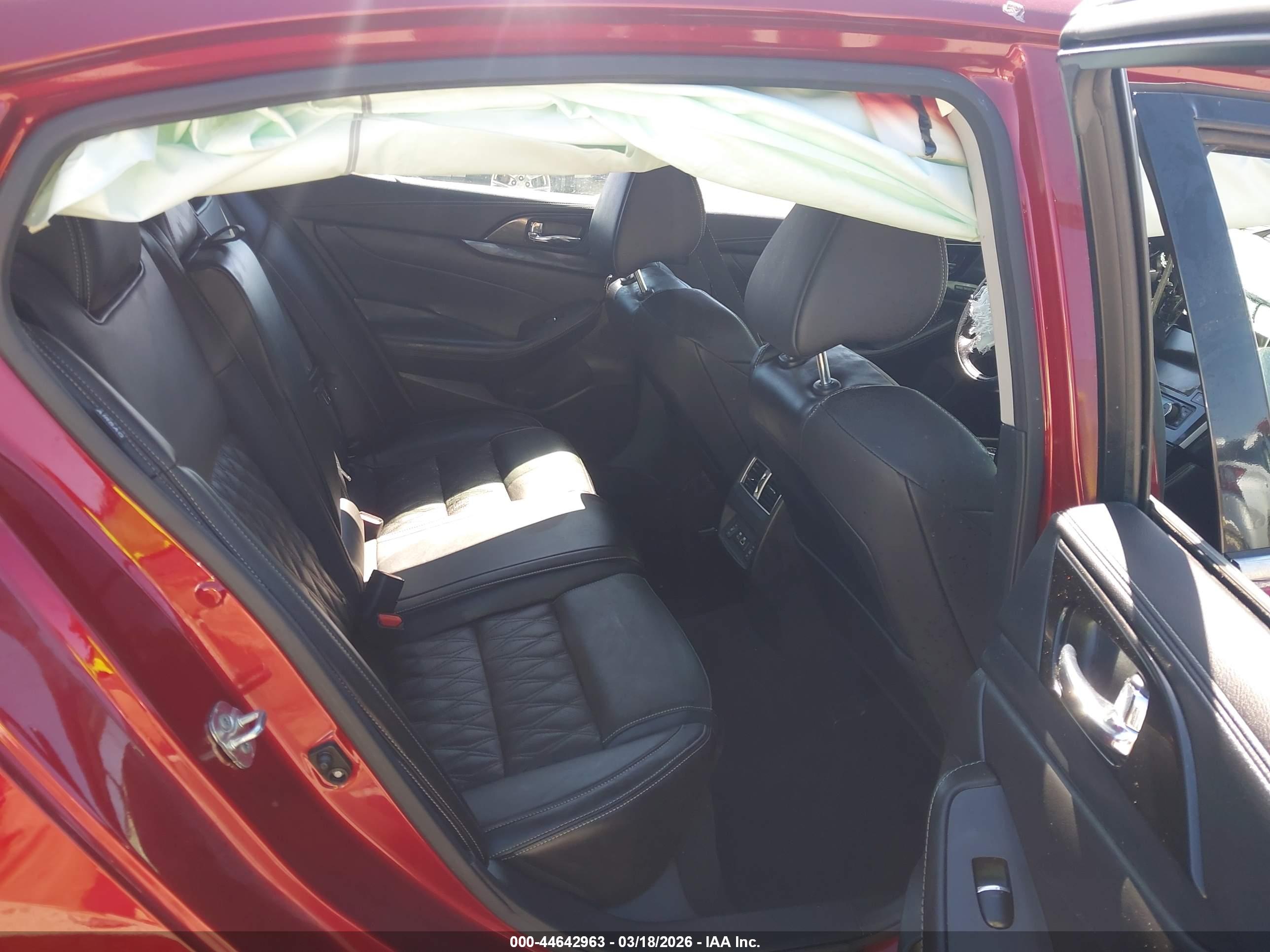 NISSAN MAXIMA image 8
