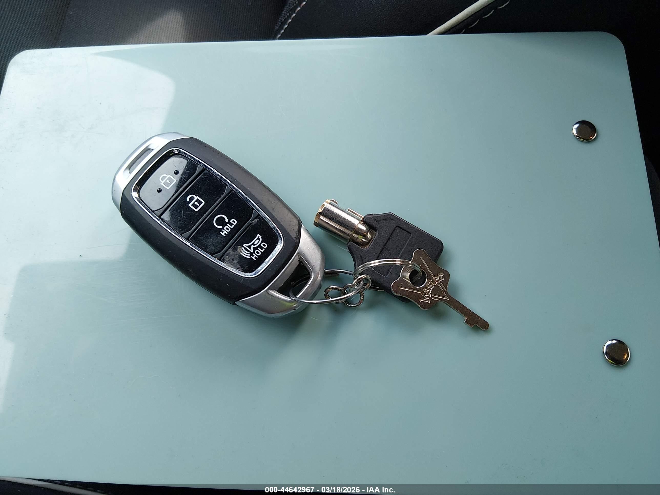 HYUNDAI VENUE image 11