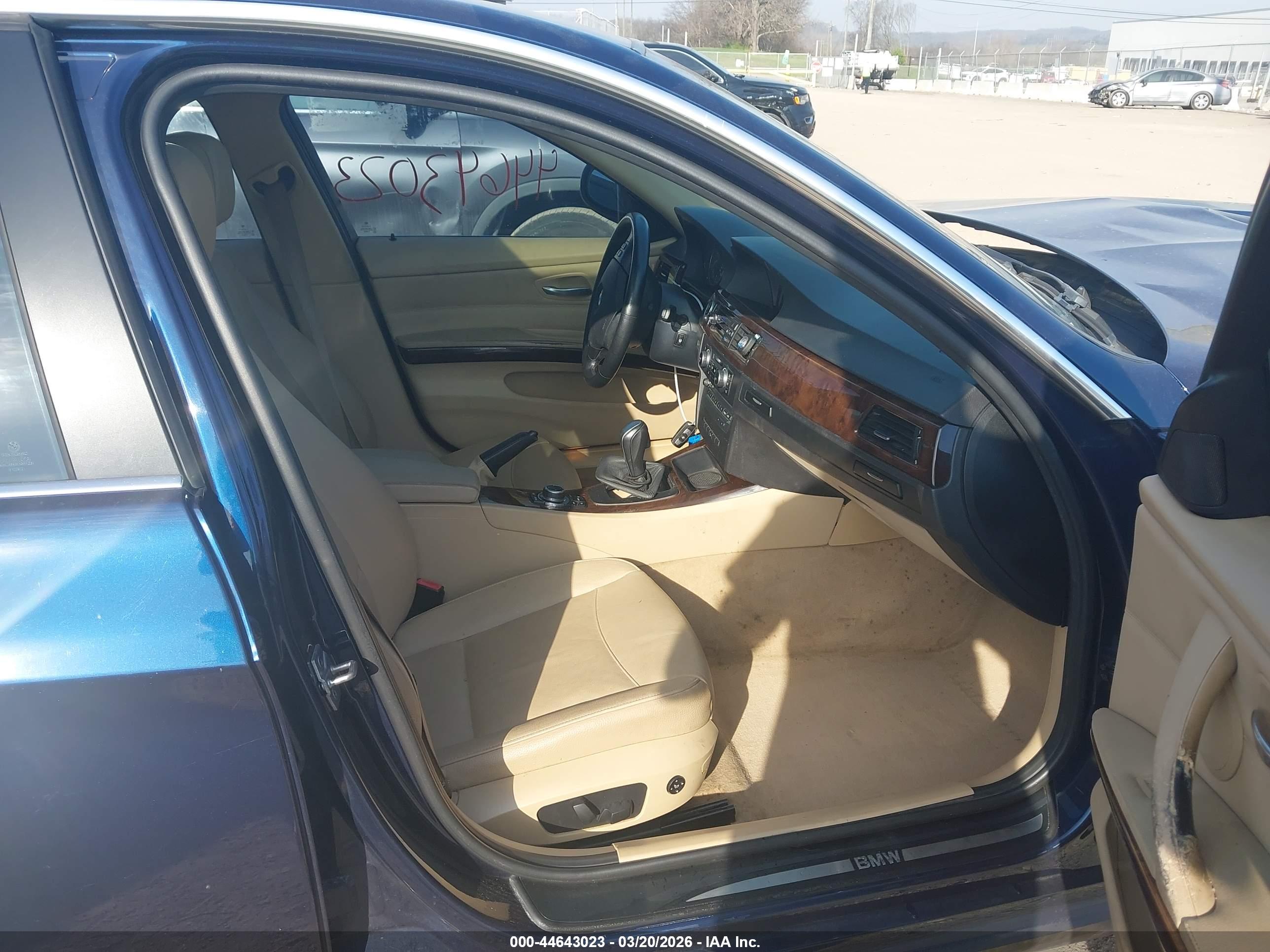BMW 335I image 5