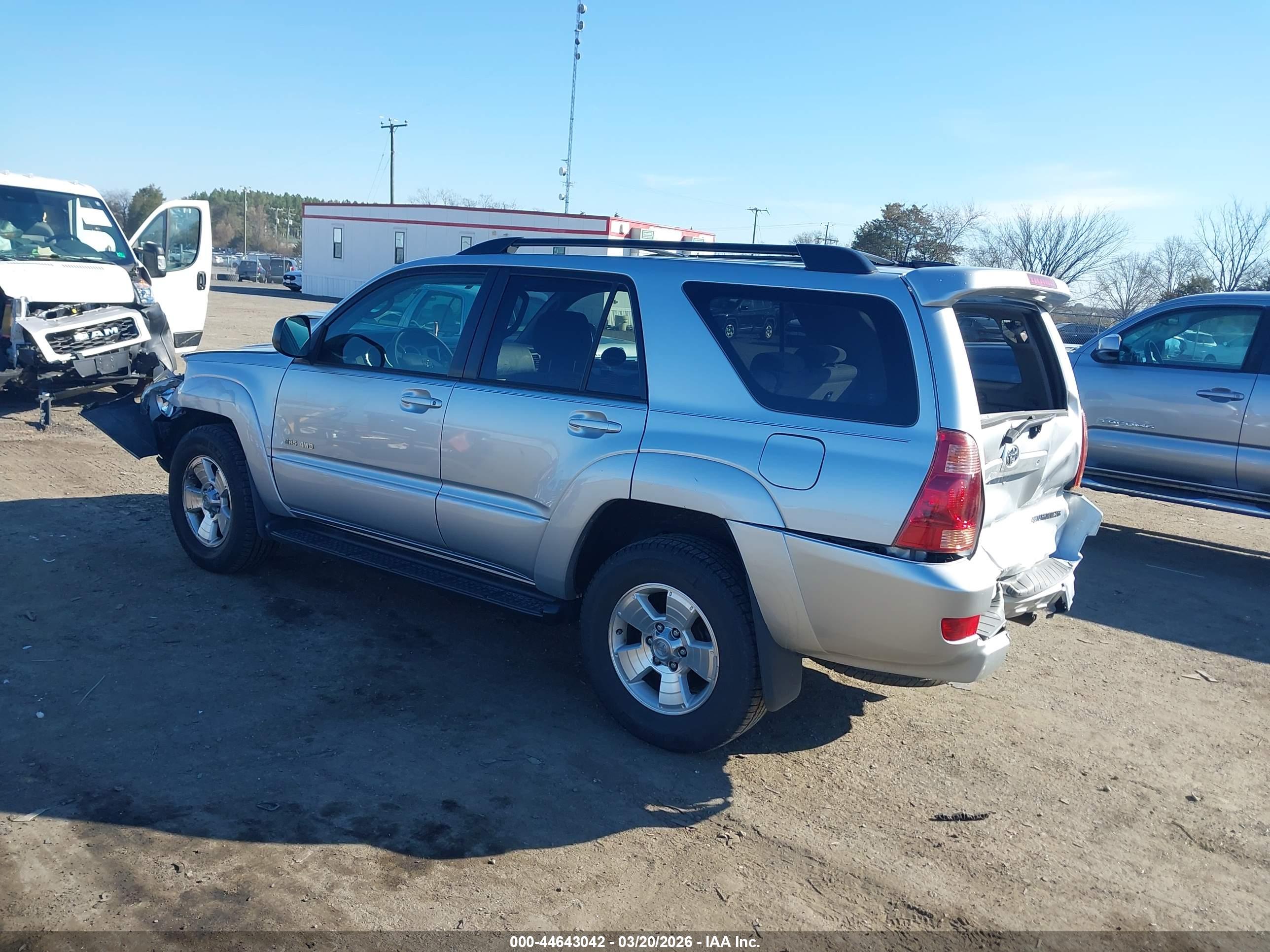 TOYOTA 4RUNNER image 3