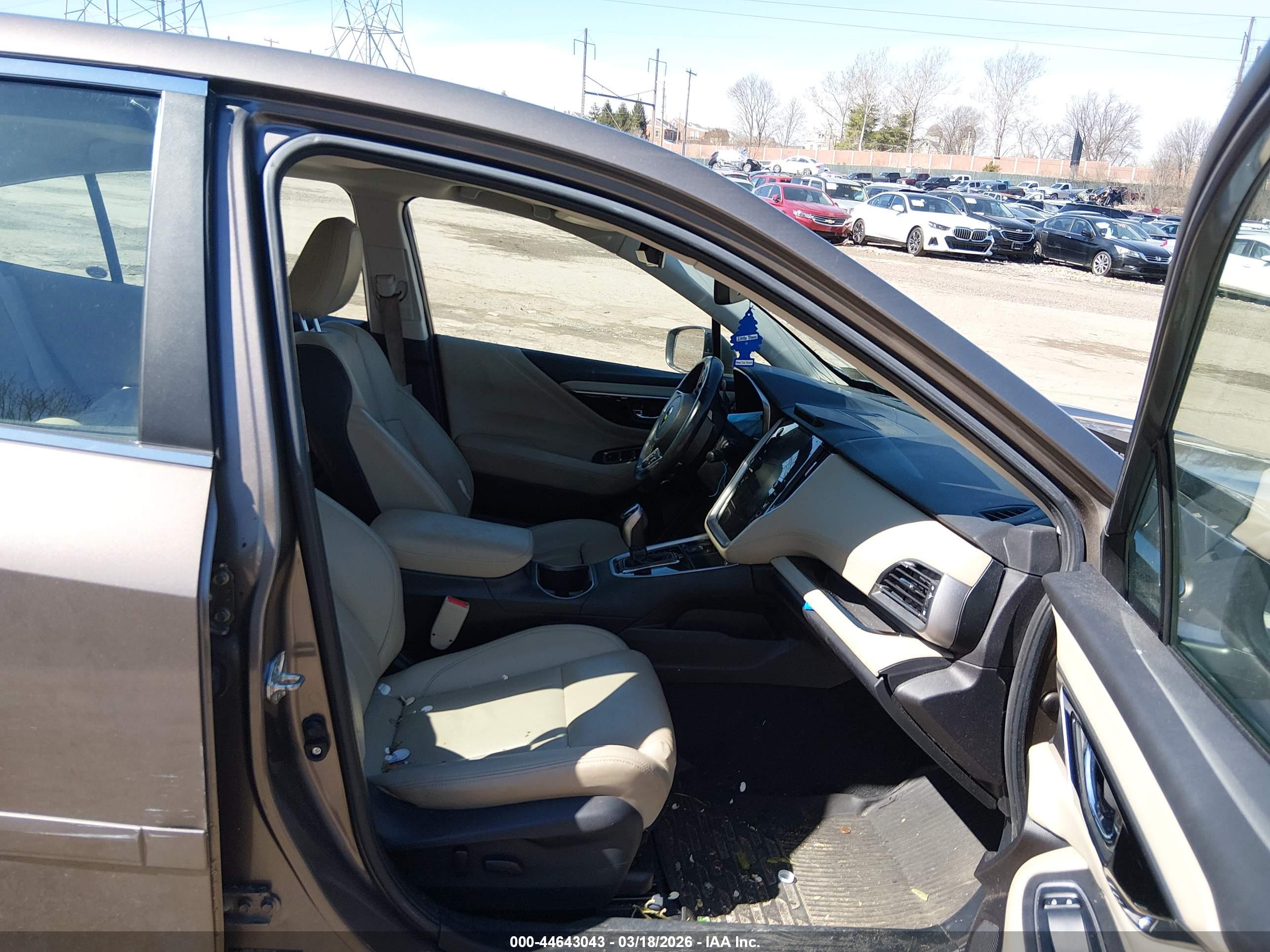 SUBARU LEGACY image 5