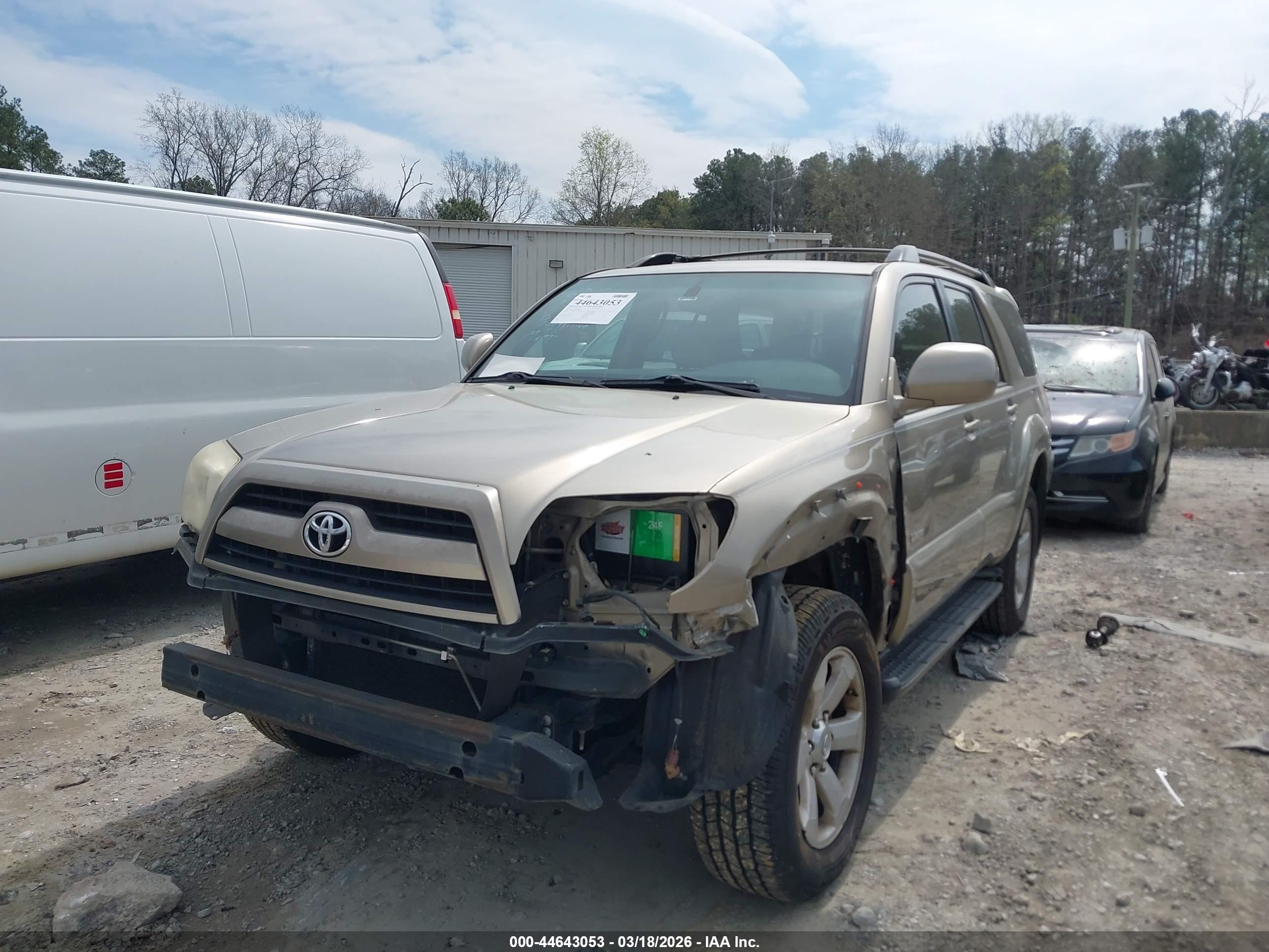 TOYOTA 4RUNNER image 2