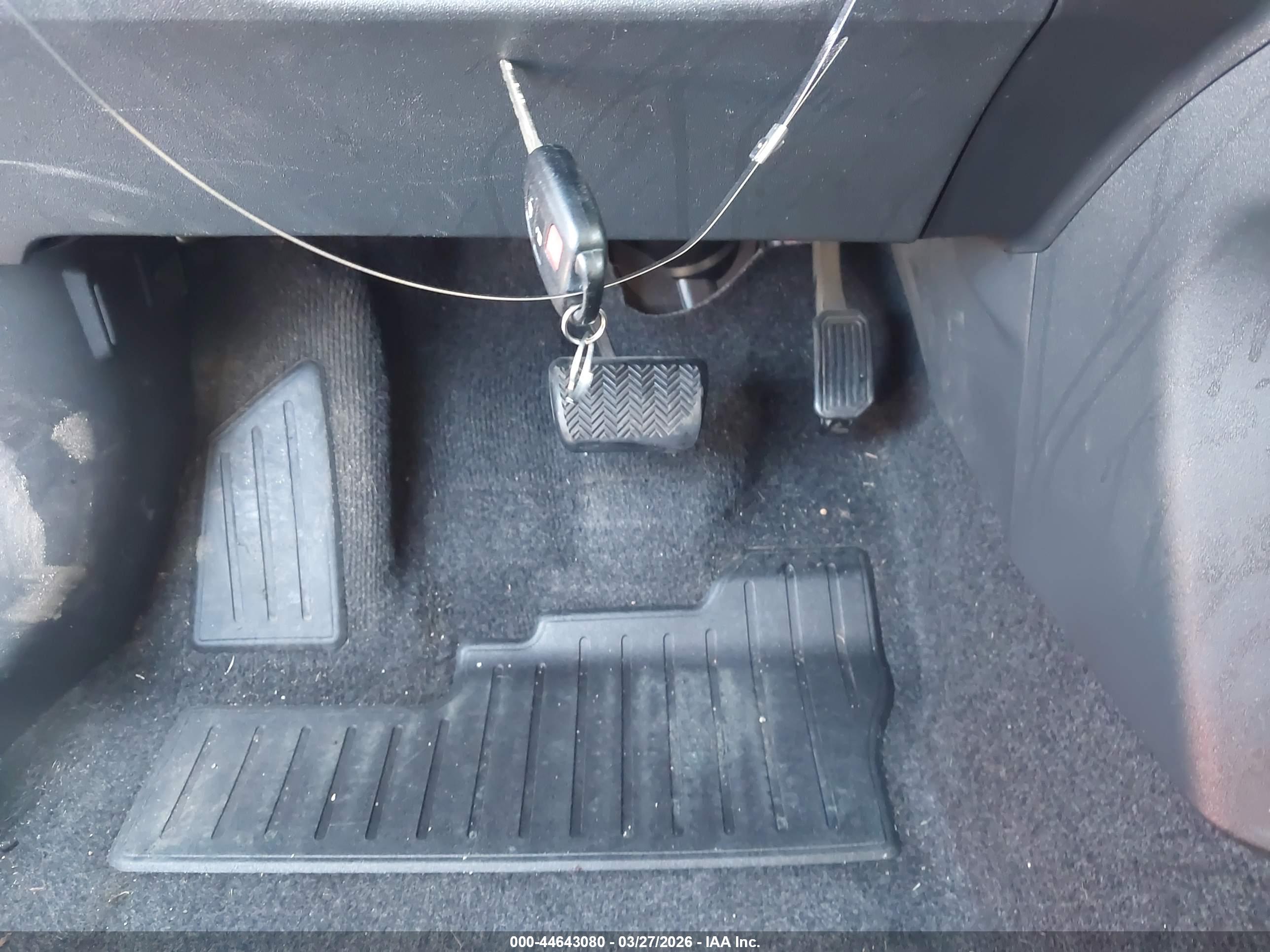 SCION XB image 11