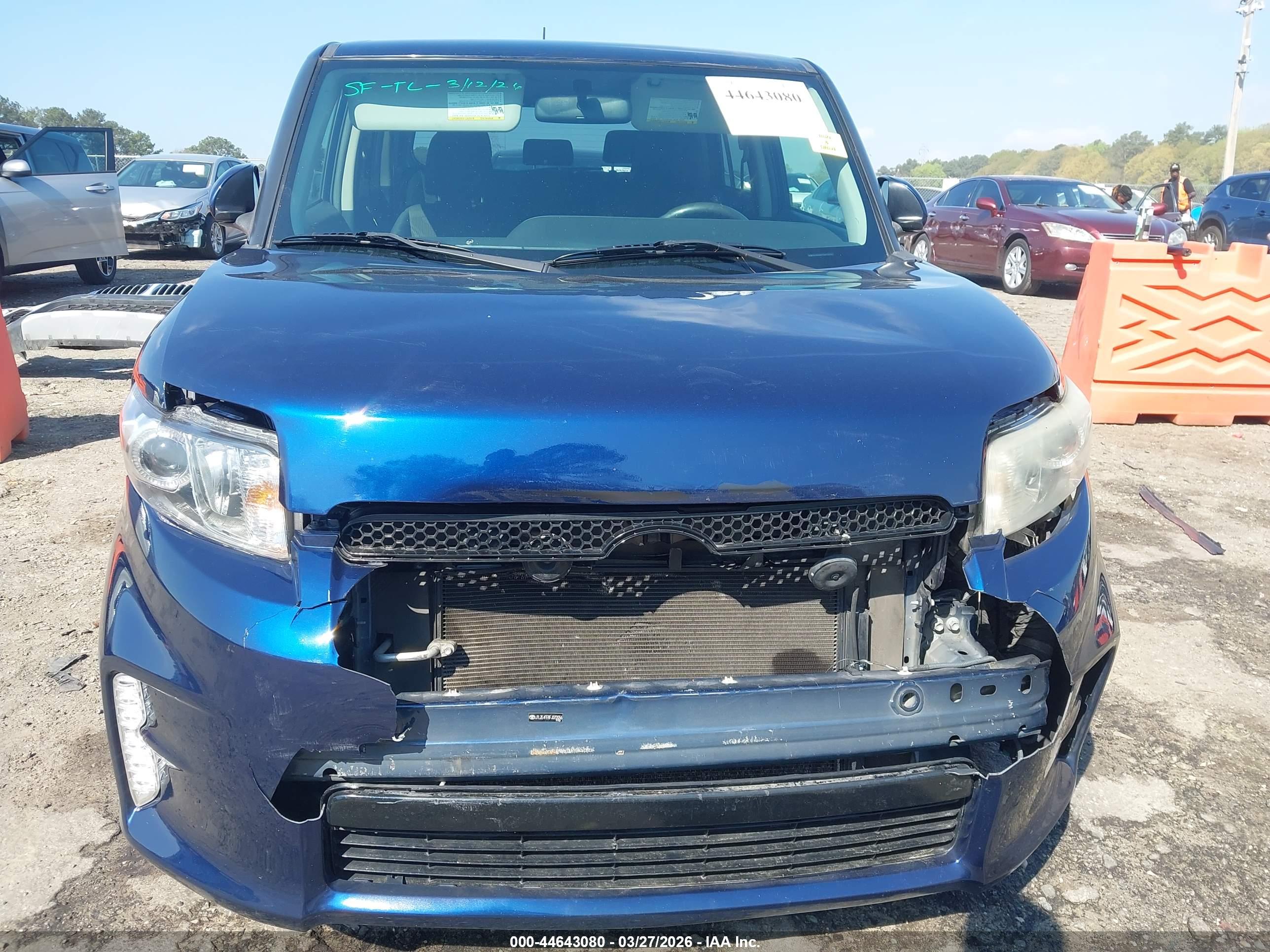 SCION XB image 6