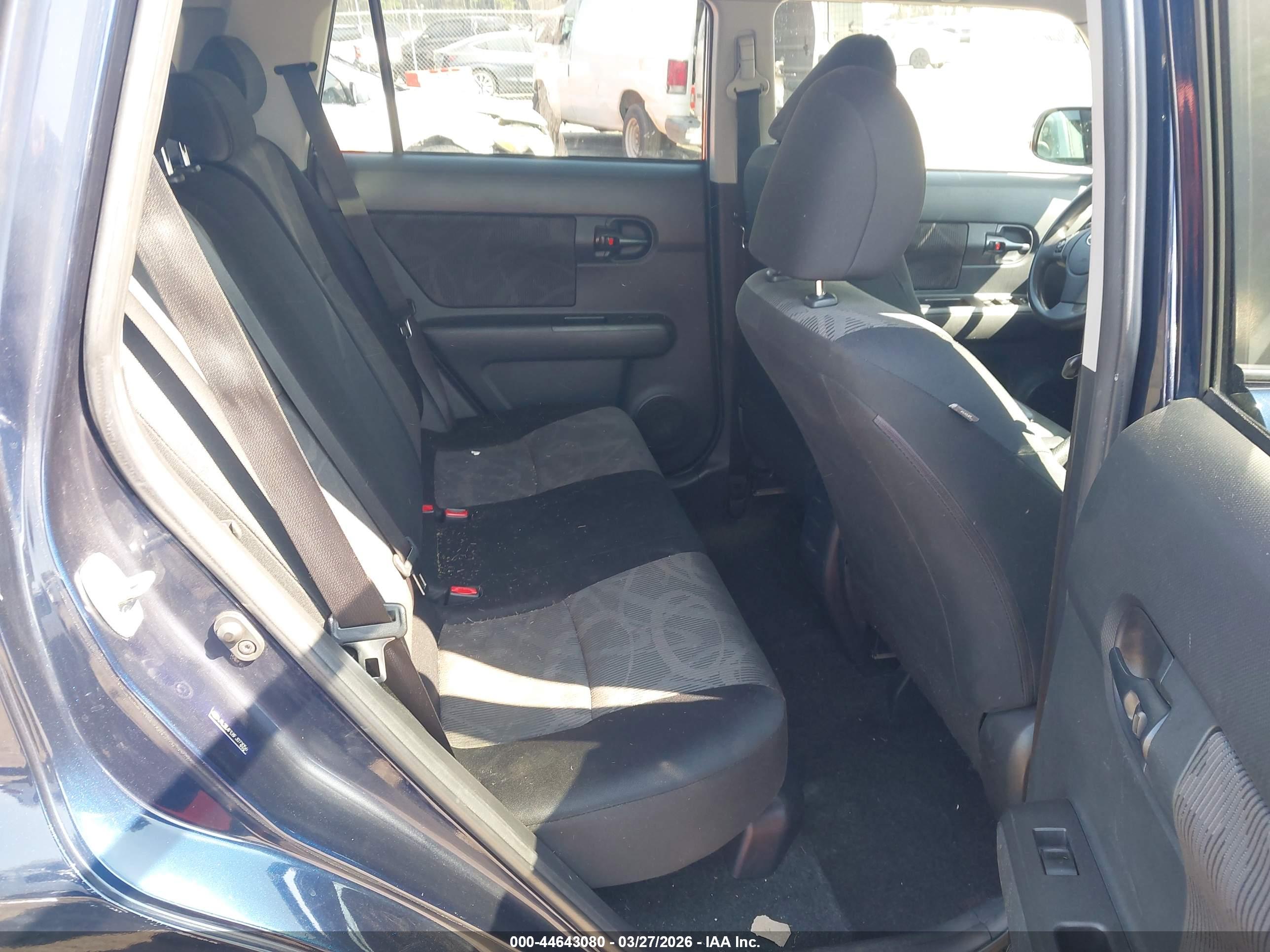 SCION XB image 8