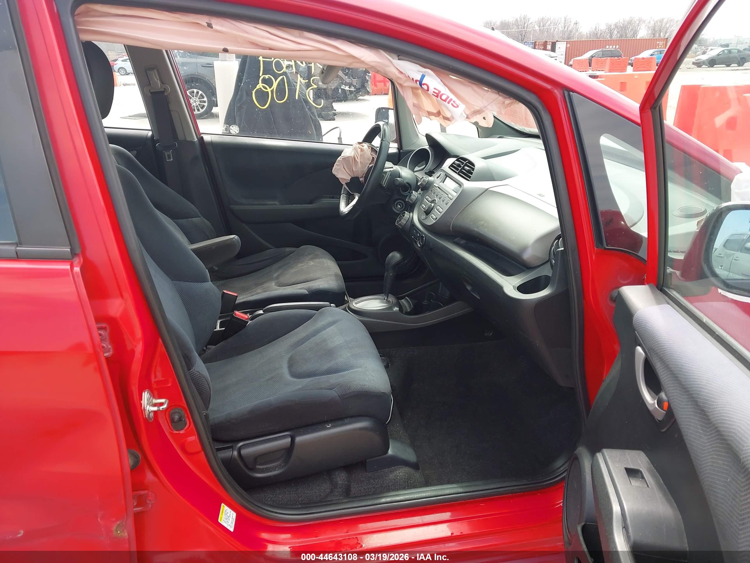 HONDA FIT image 5