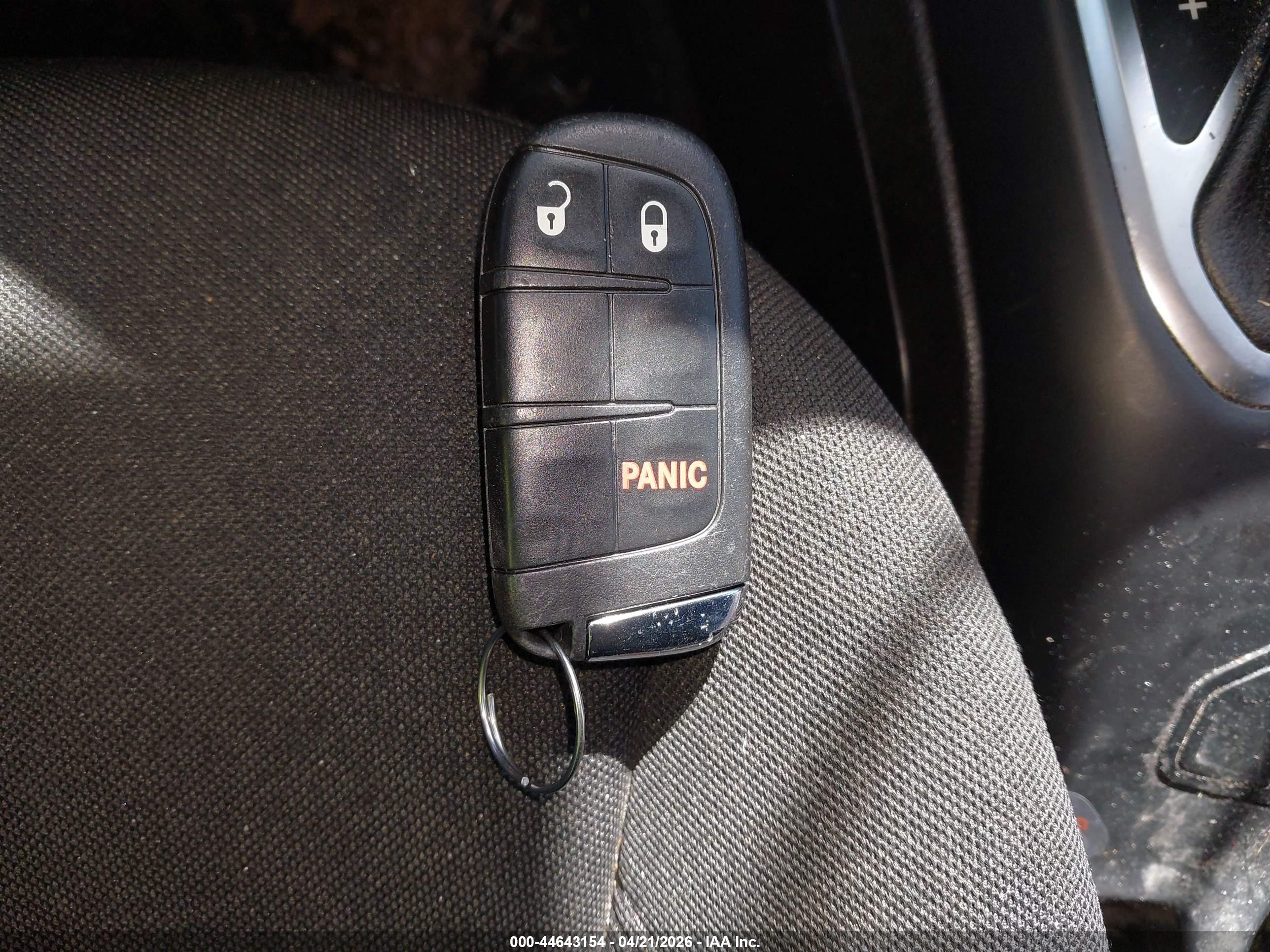 JEEP RENEGADE image 11