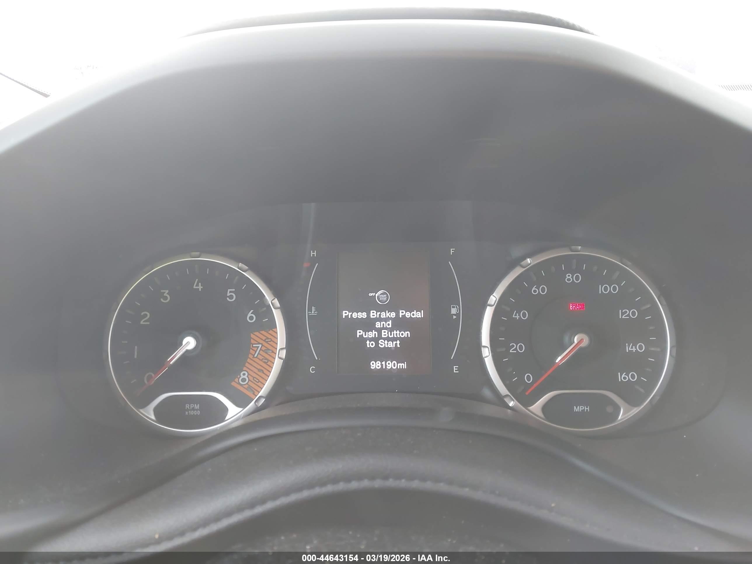 JEEP RENEGADE image 7