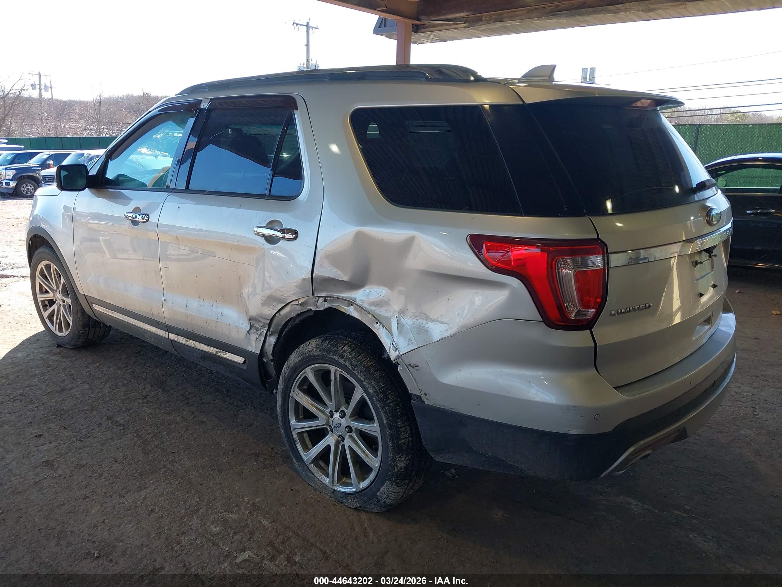 FORD EXPLORER image 3