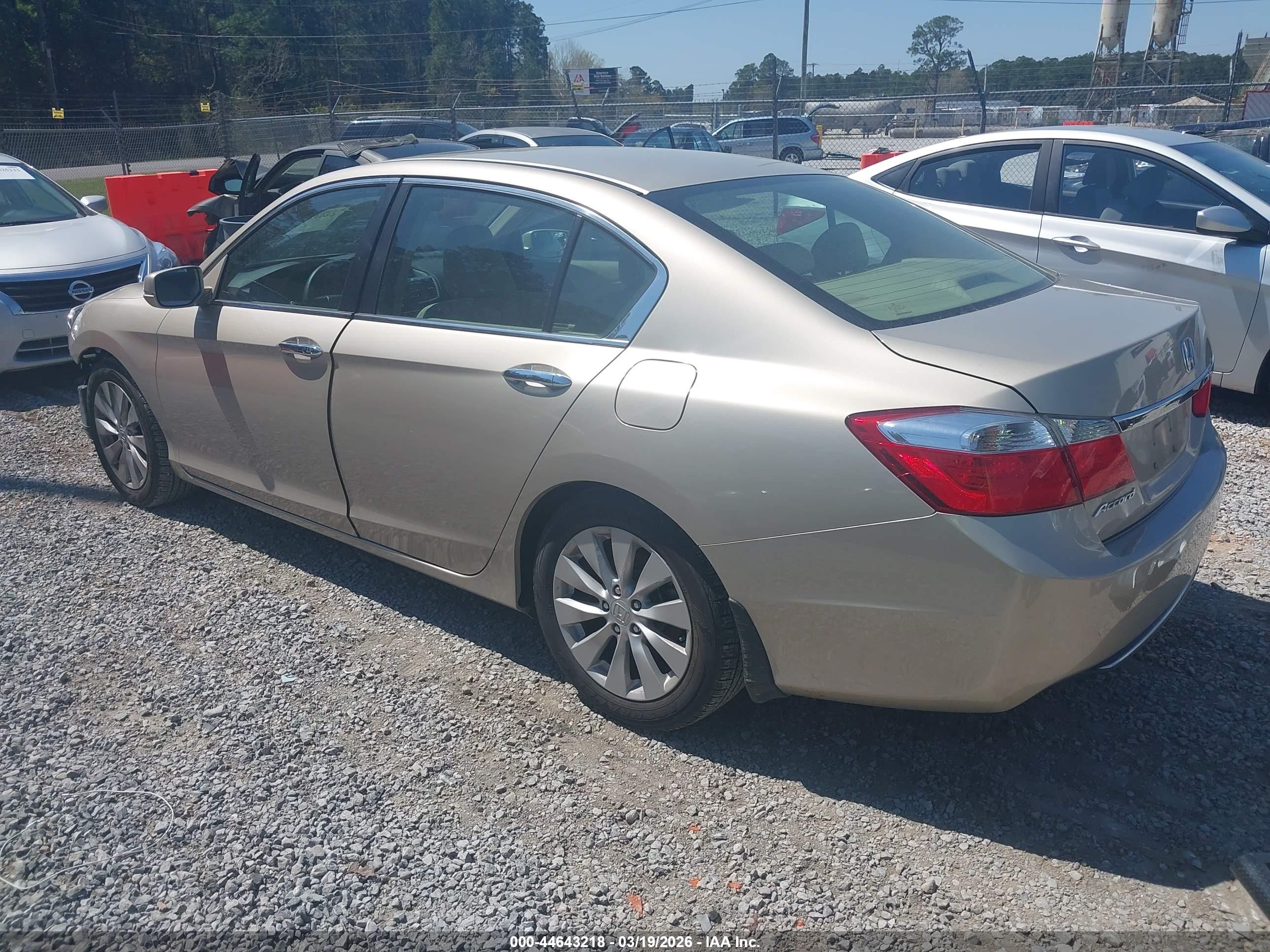 HONDA ACCORD image 3