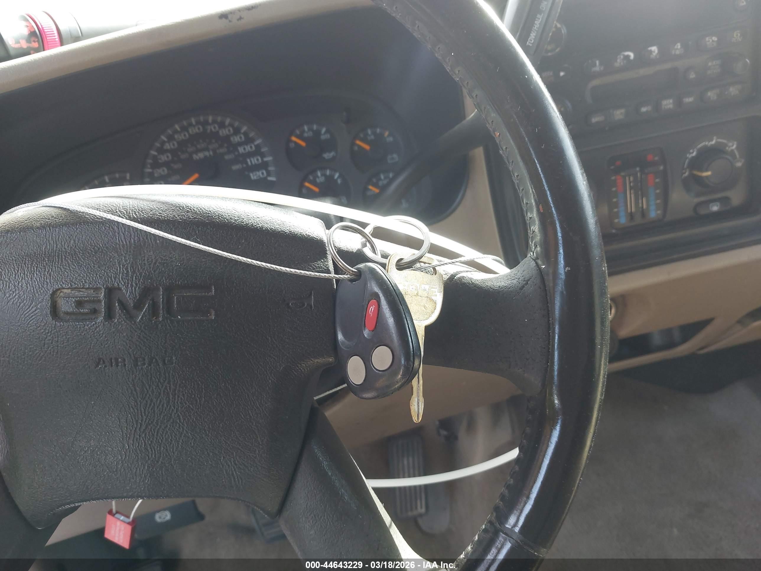 GMC SIERRA image 11