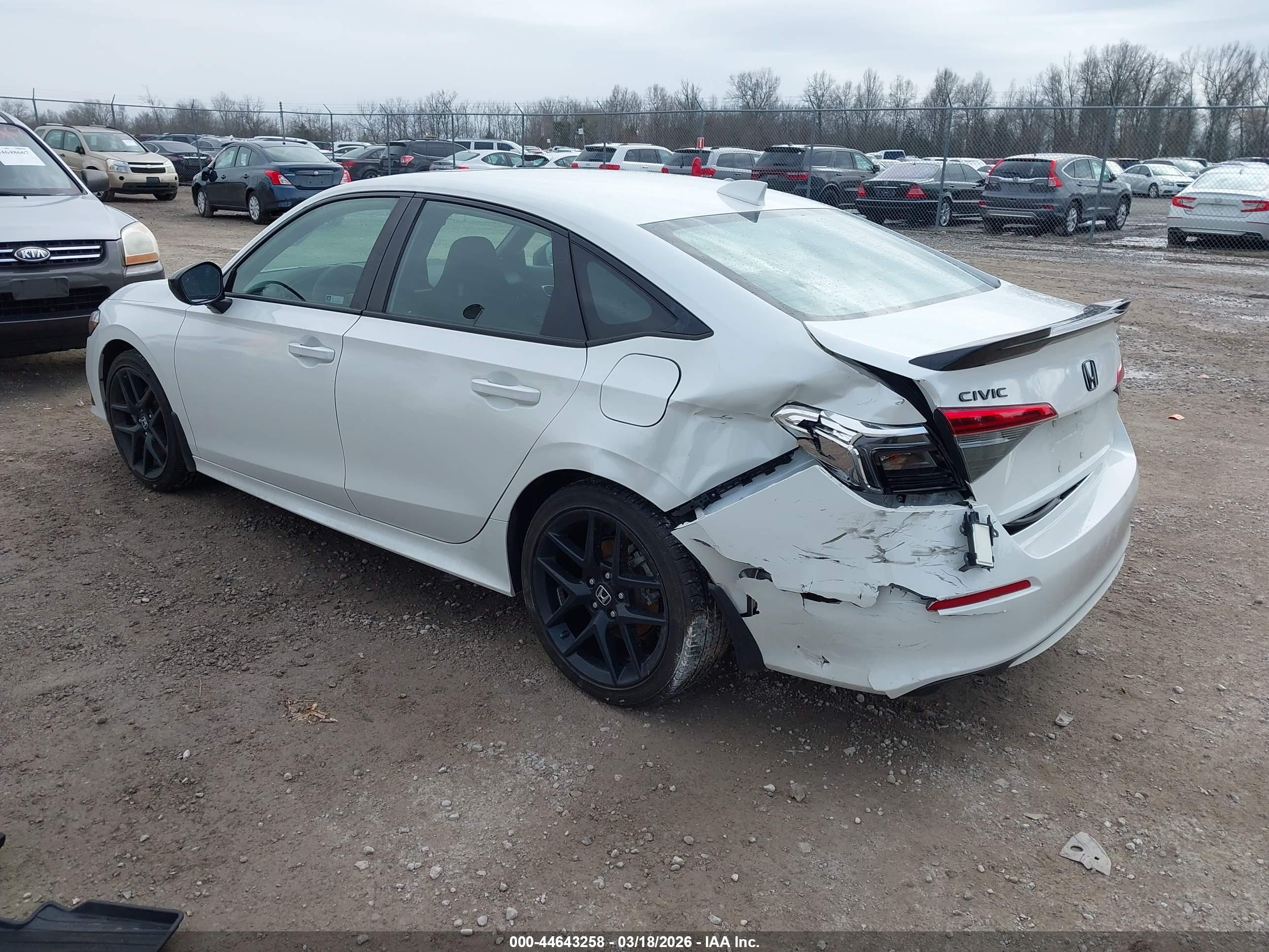 HONDA CIVIC image 3