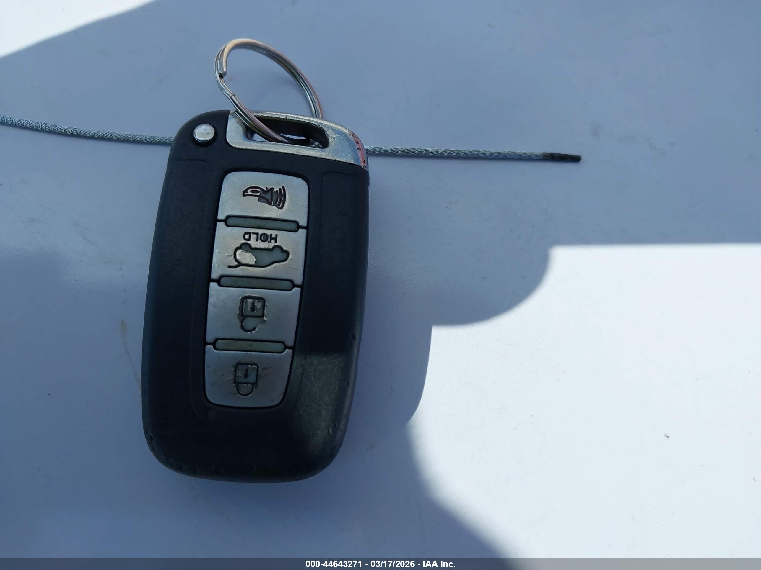 KIA SORENTO image 11