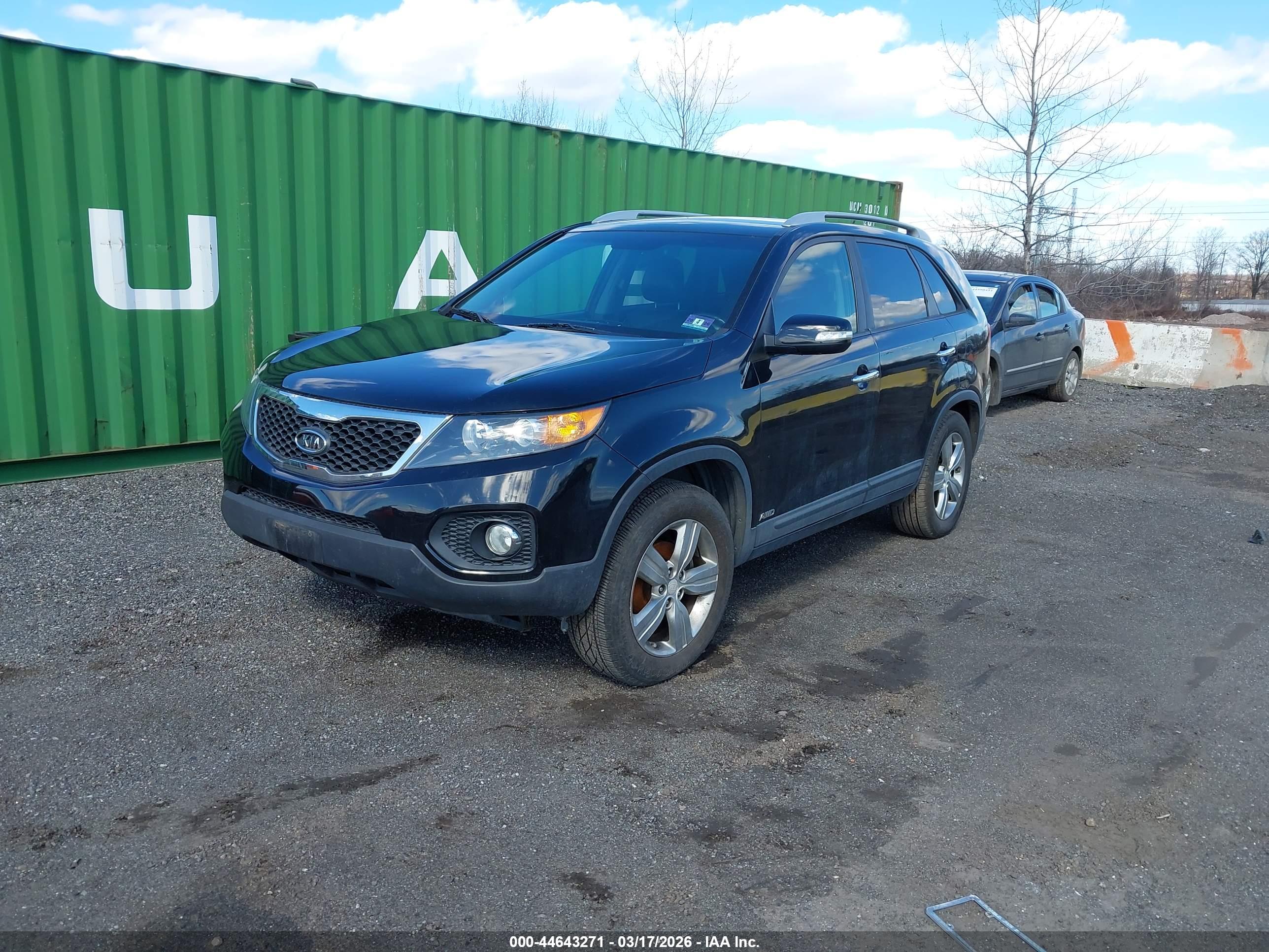 KIA SORENTO image 2