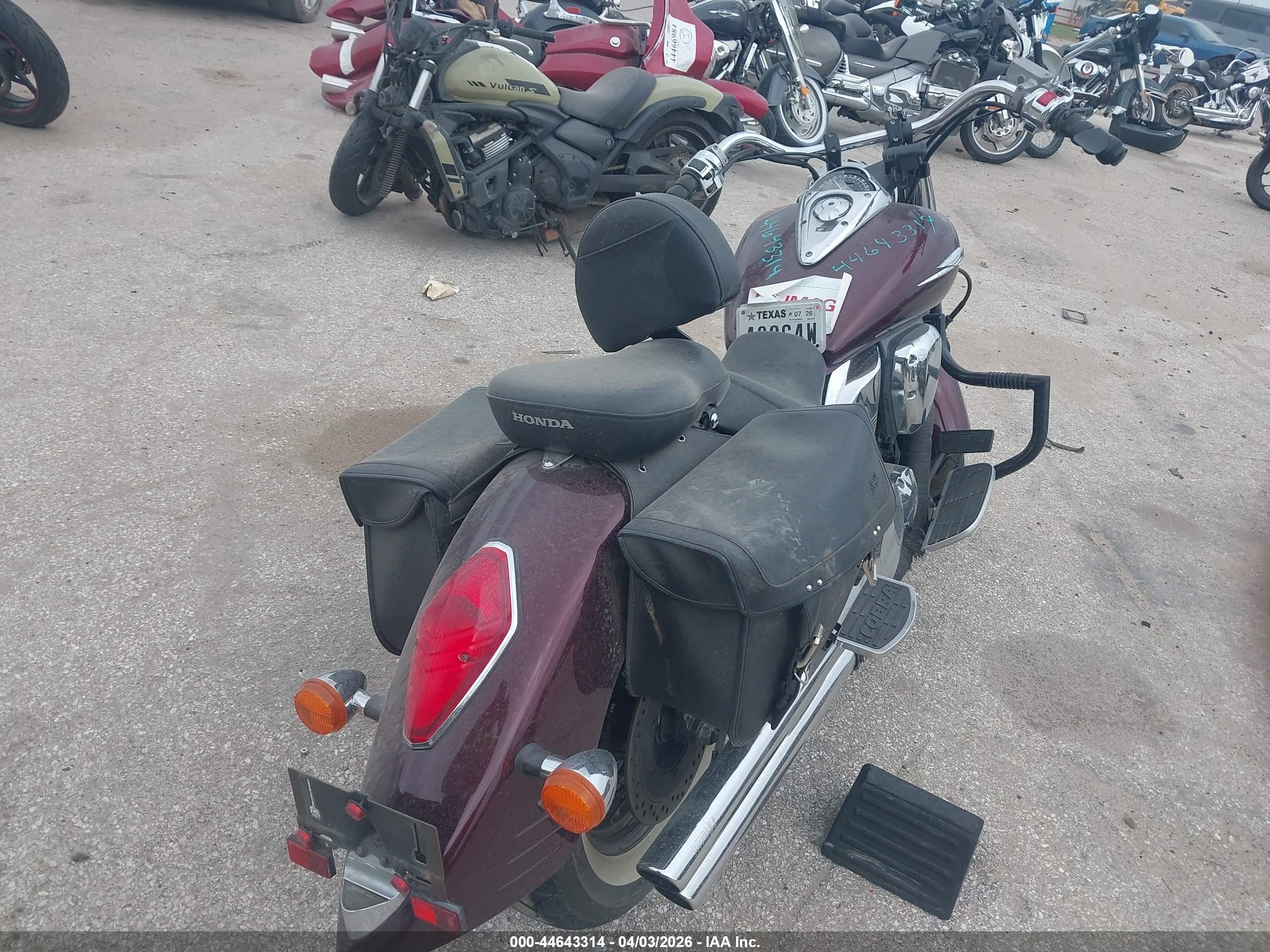 HONDA VTX1300 image 4