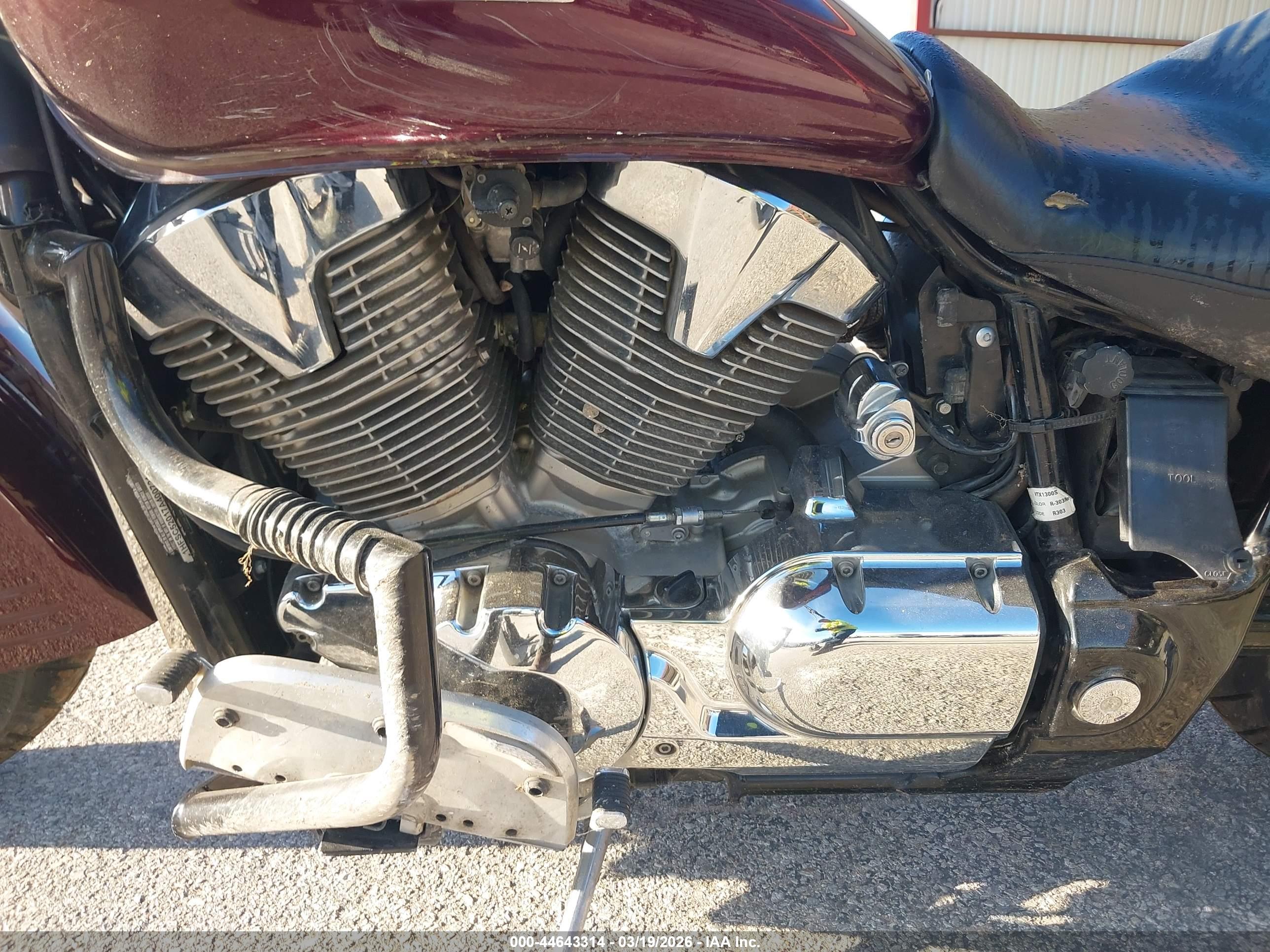 HONDA VTX1300 image 9