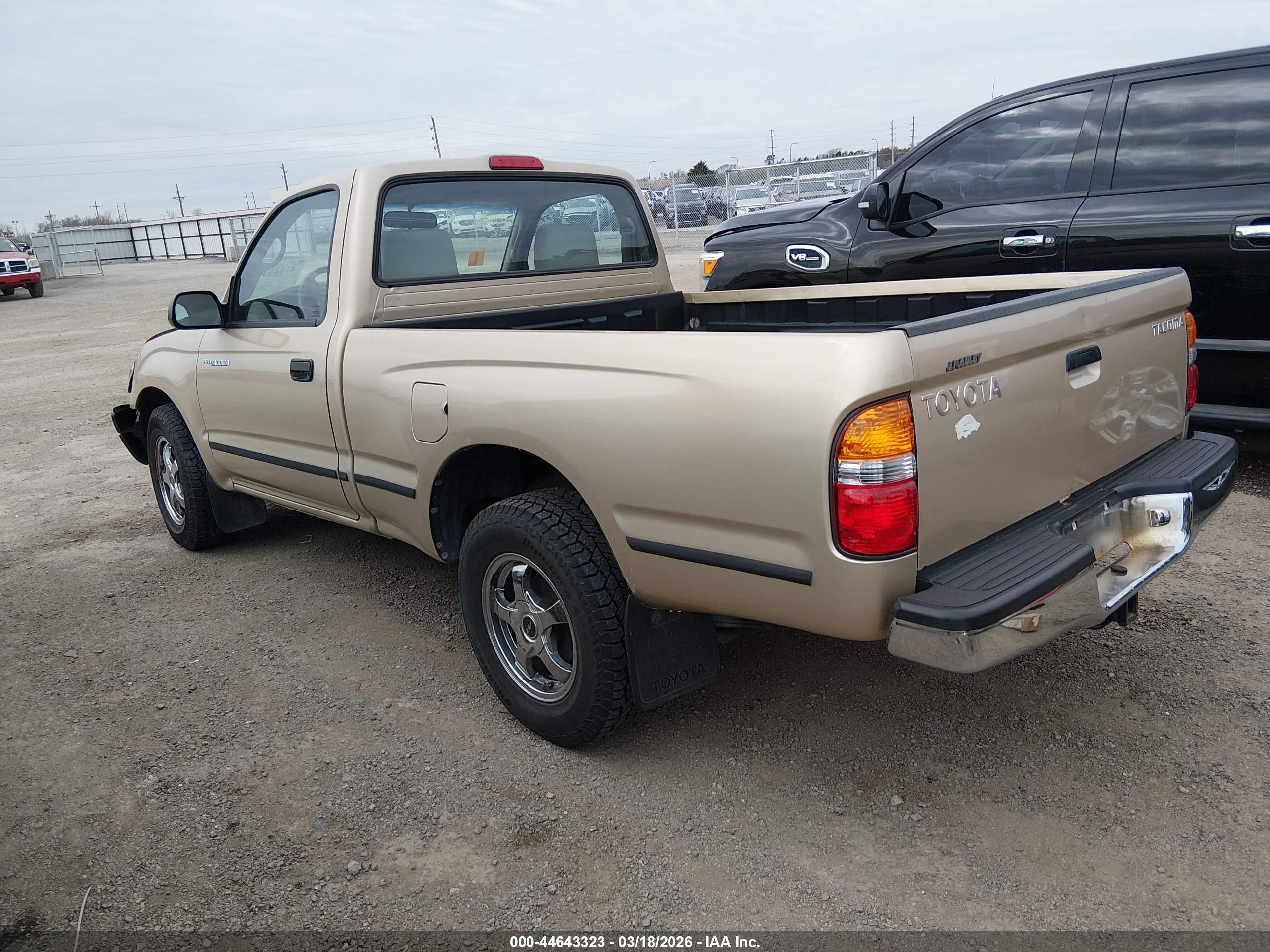TOYOTA TACOMA image 3