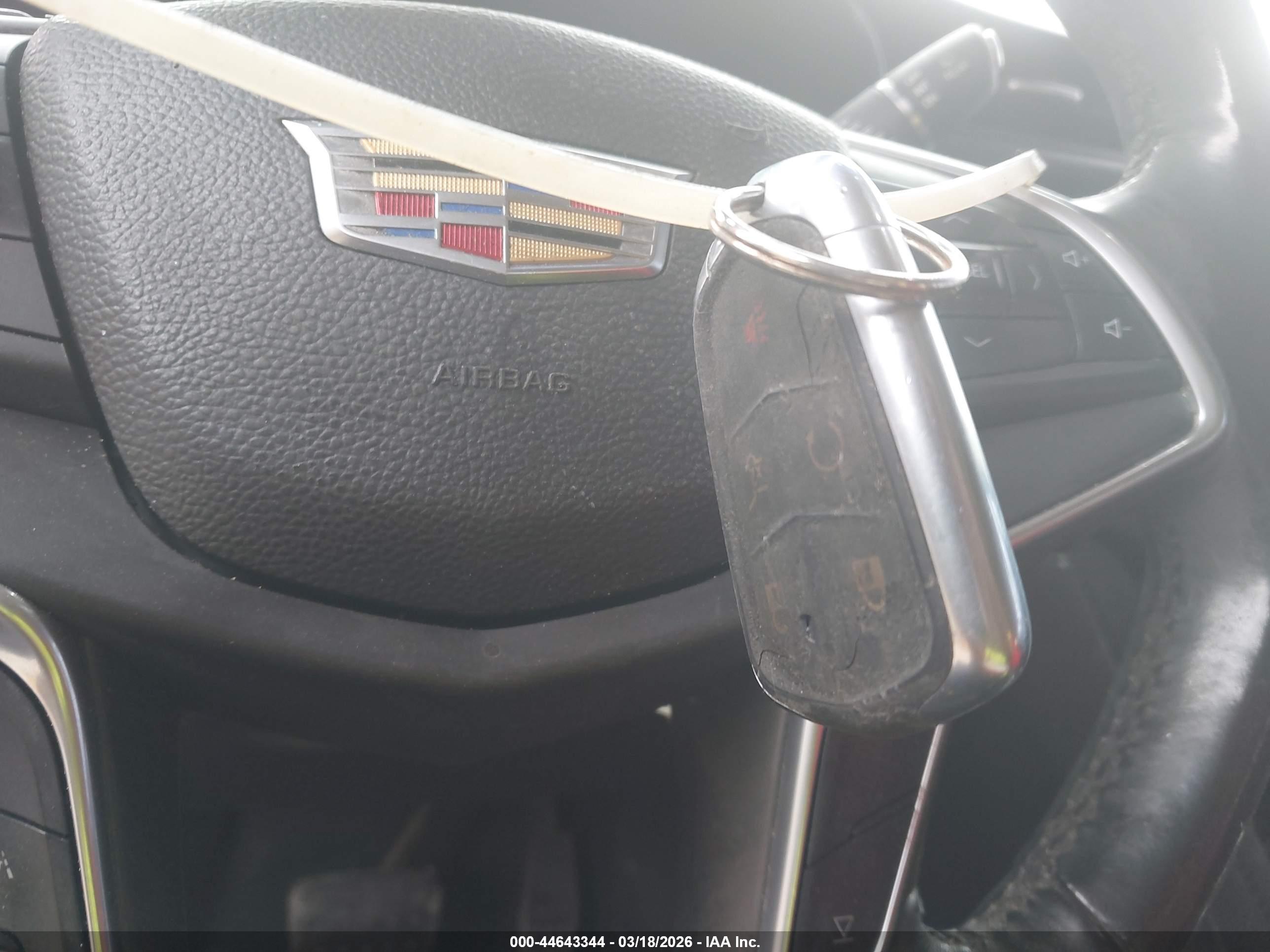 CADILLAC XT5 image 11