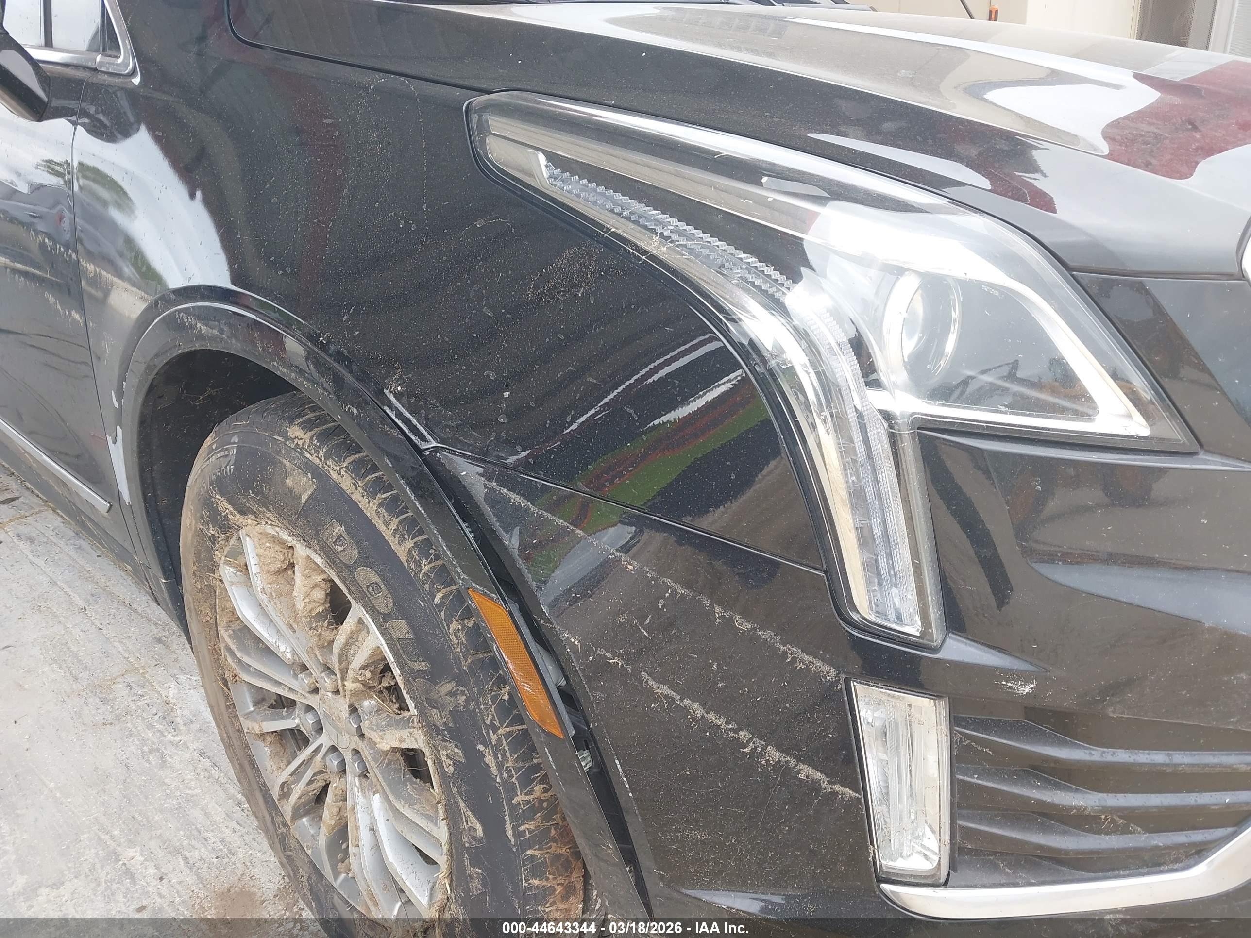 CADILLAC XT5 image 6