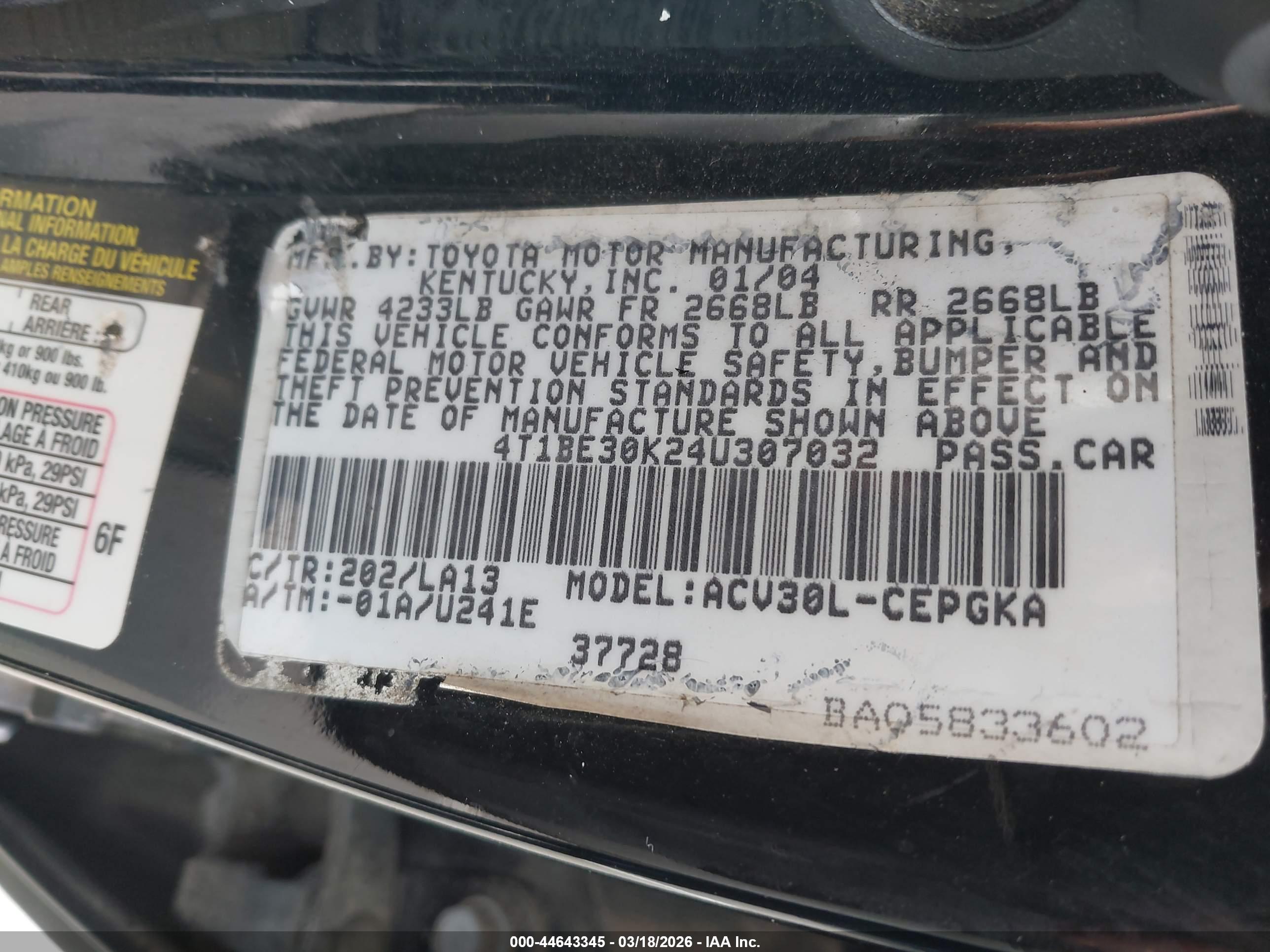 TOYOTA CAMRY image 9