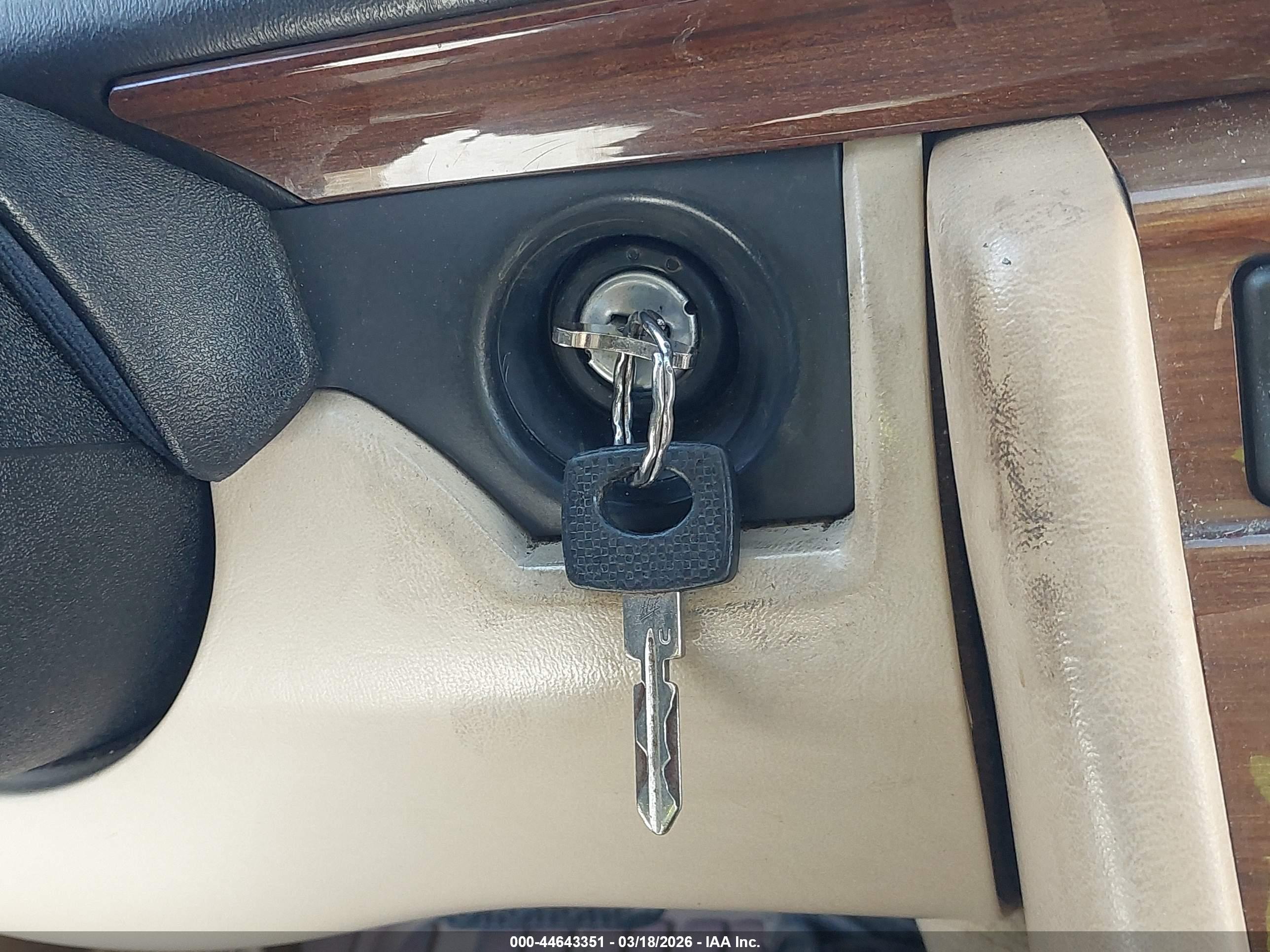 MERCEDES-BENZ 300 image 11