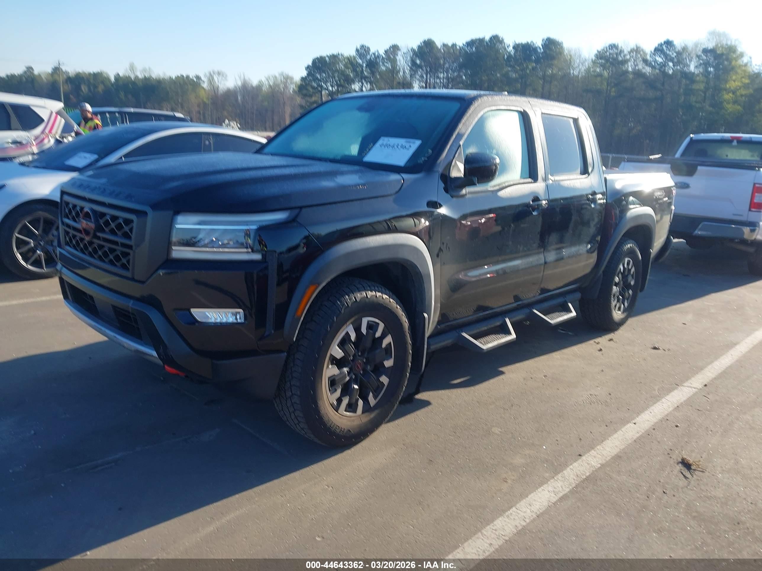 NISSAN FRONTIER image 2