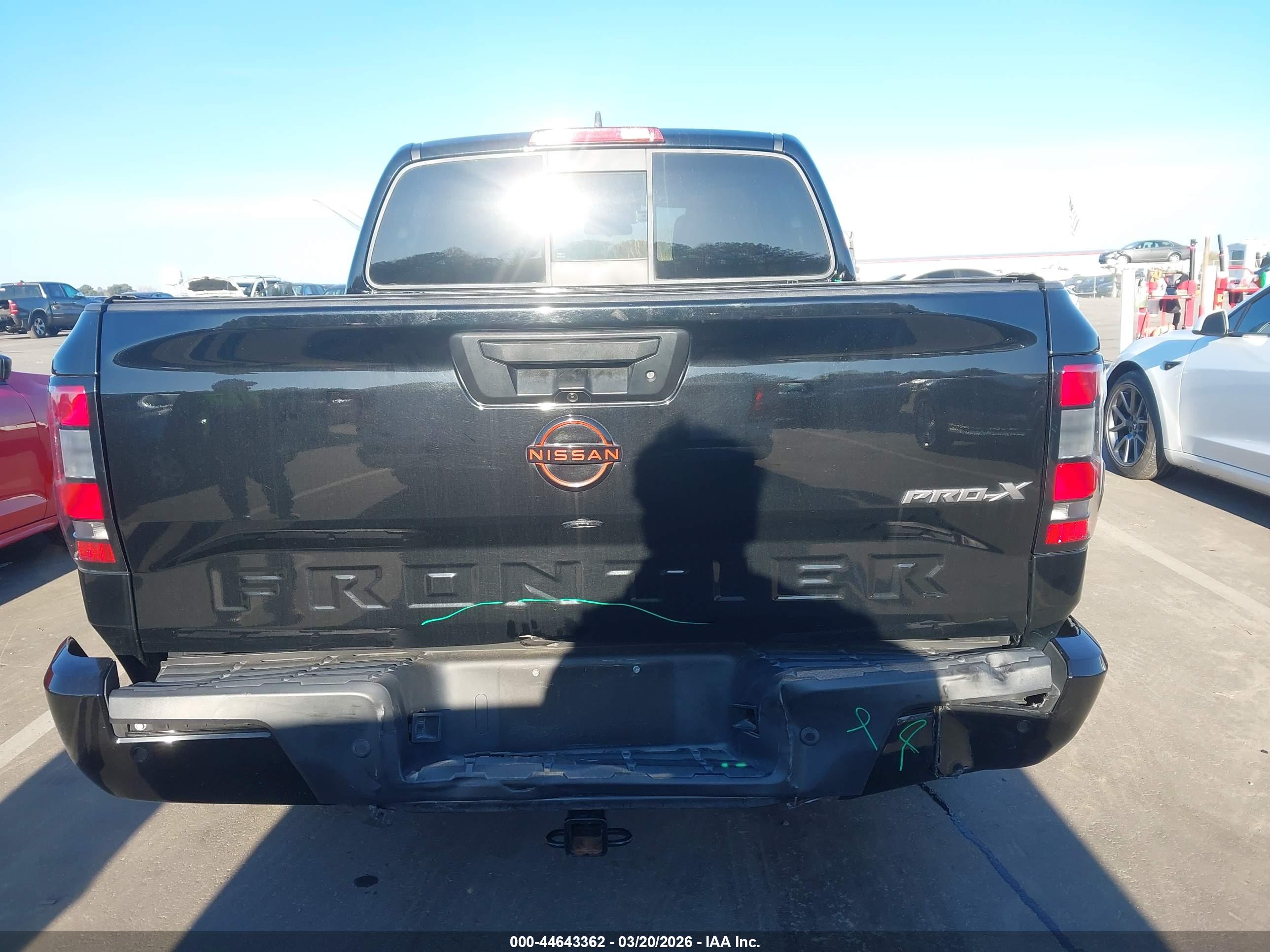 NISSAN FRONTIER image 6