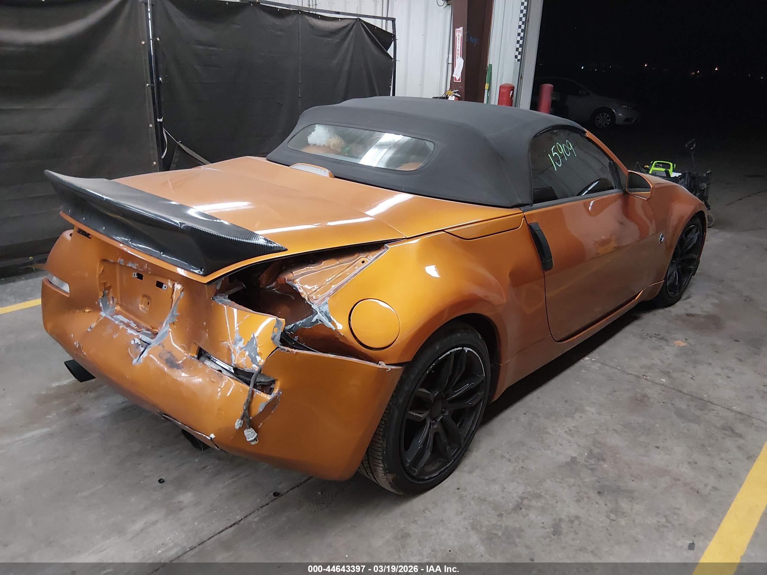 NISSAN 350Z image 4