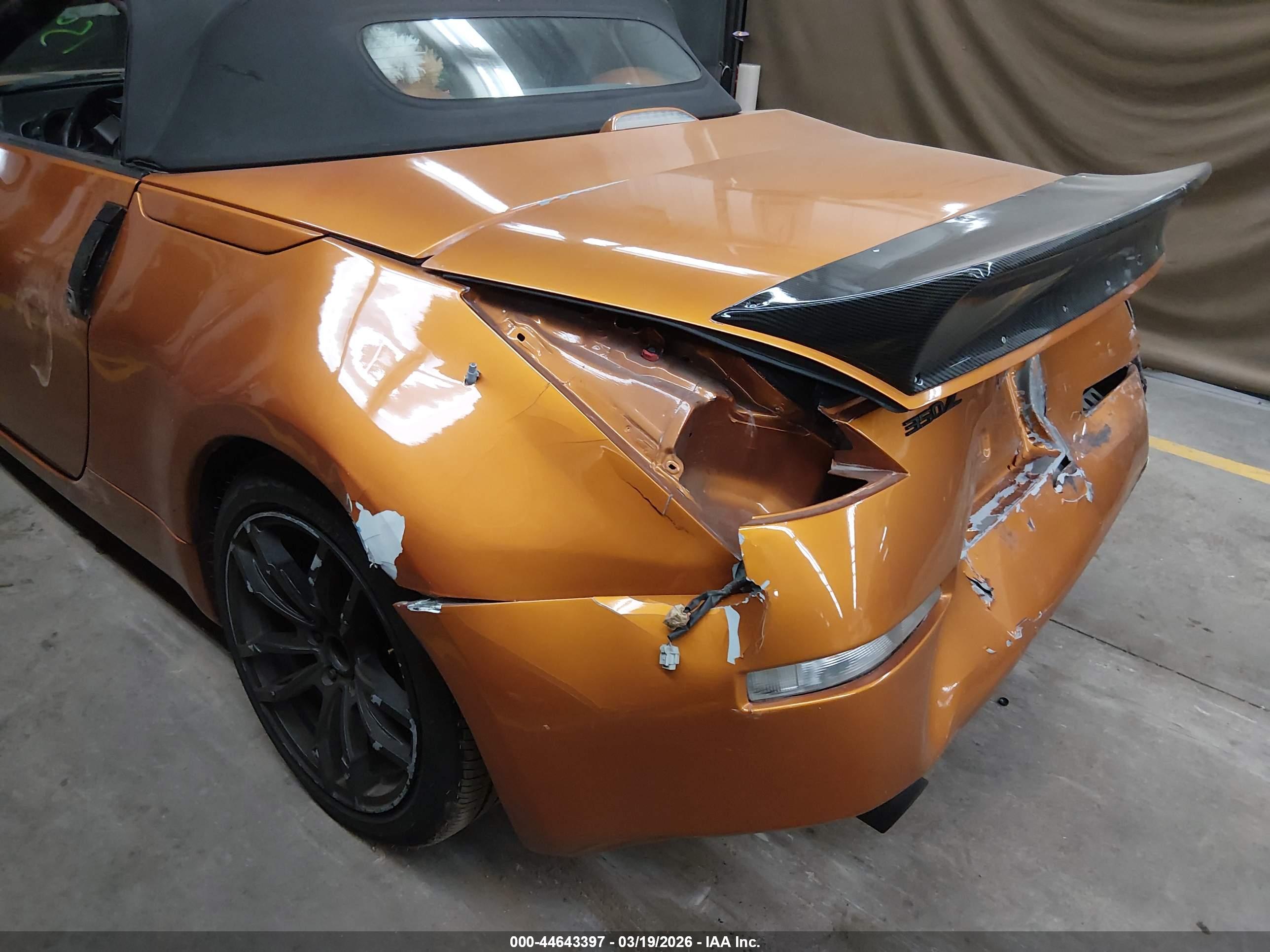 NISSAN 350Z image 6