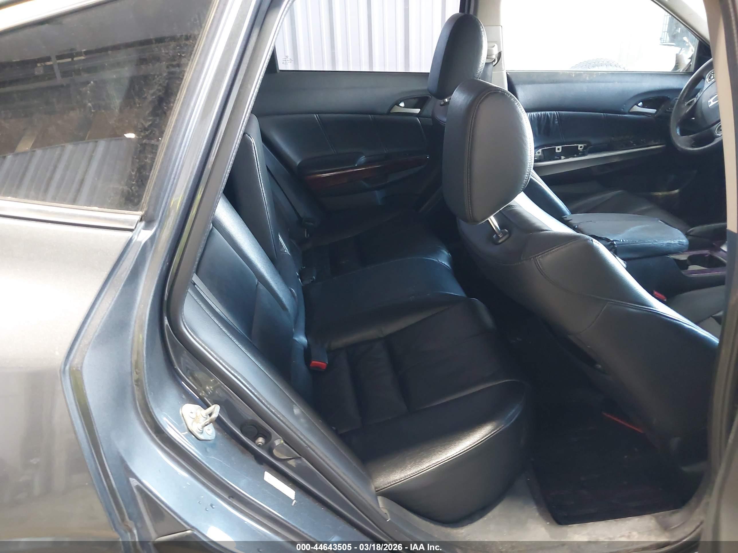 HONDA CROSSTOUR image 8
