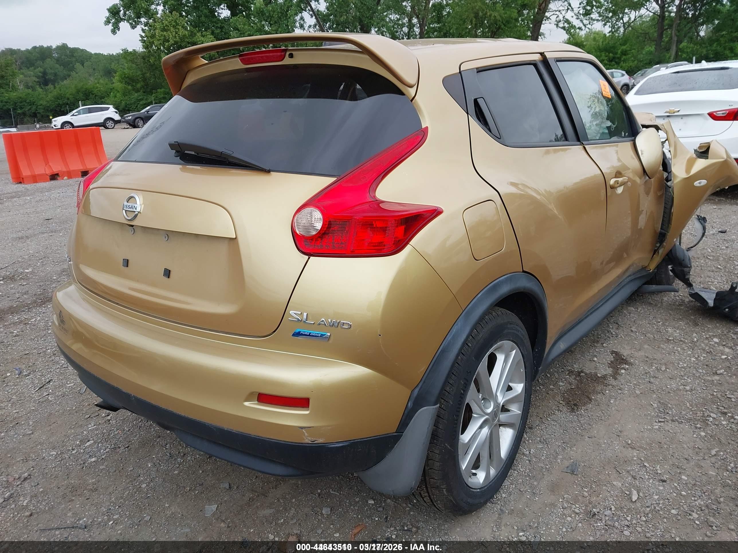 NISSAN JUKE image 4