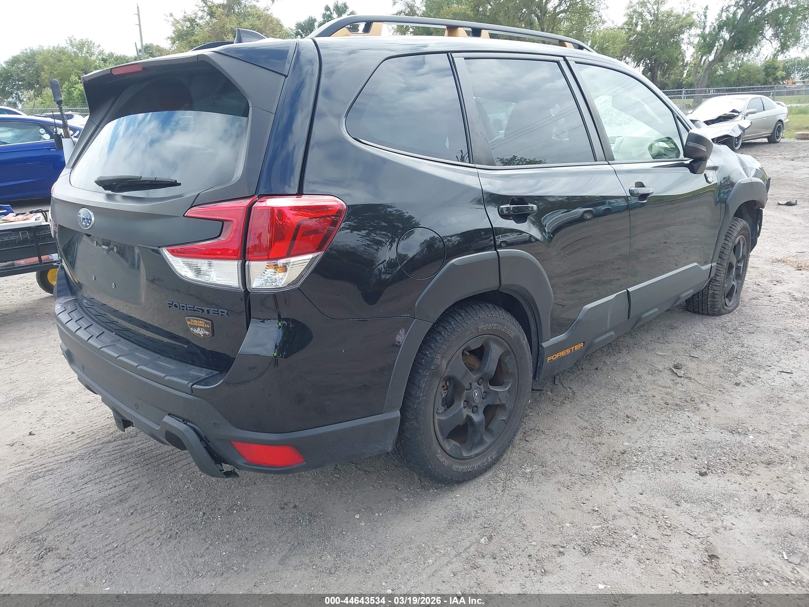 SUBARU FORESTER image 4