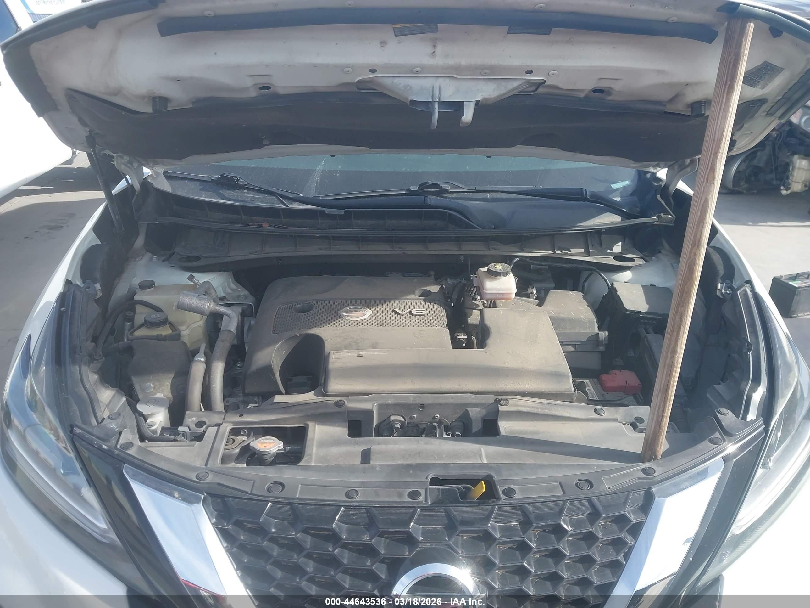 NISSAN MURANO image 10
