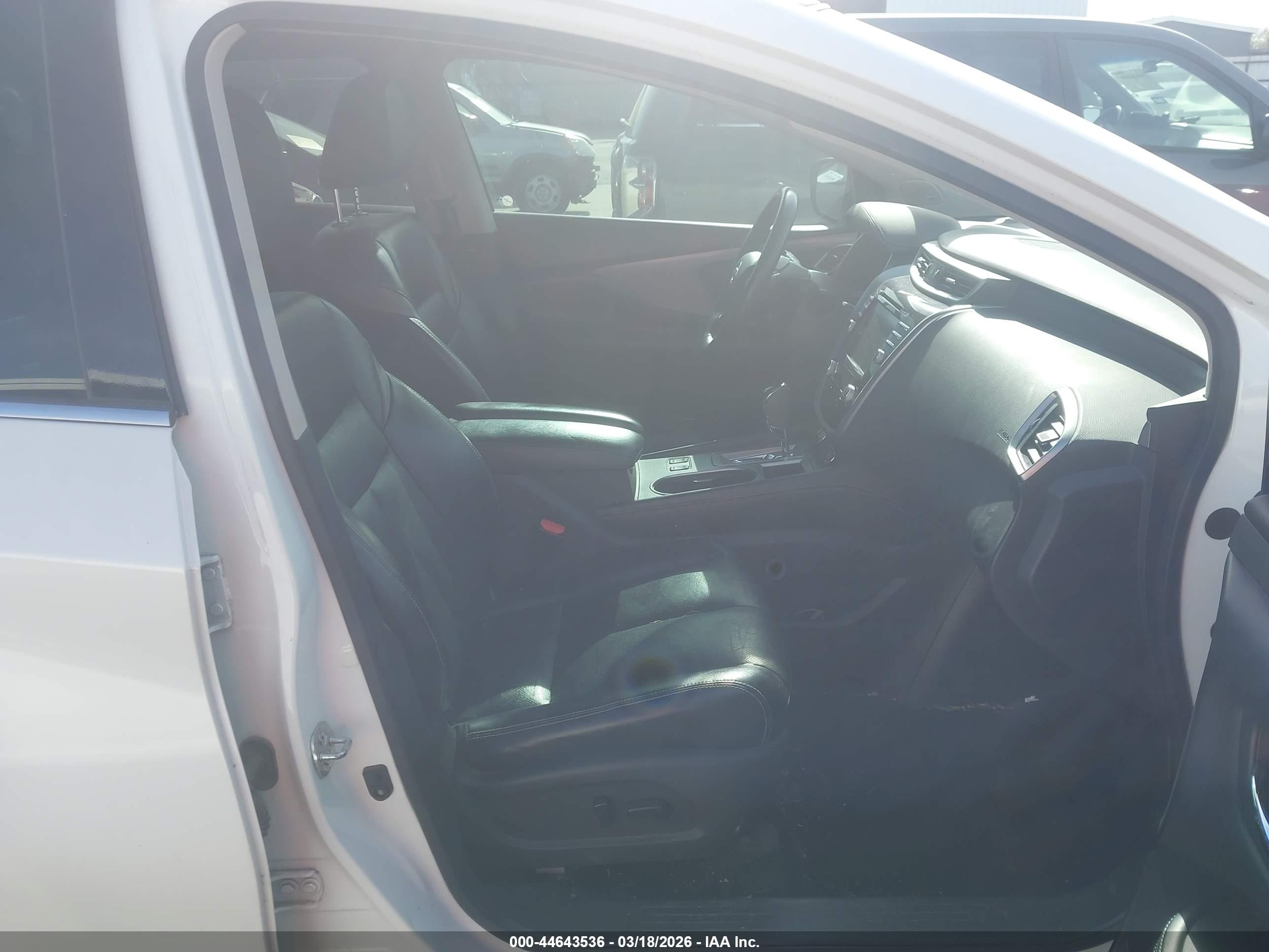 NISSAN MURANO image 5
