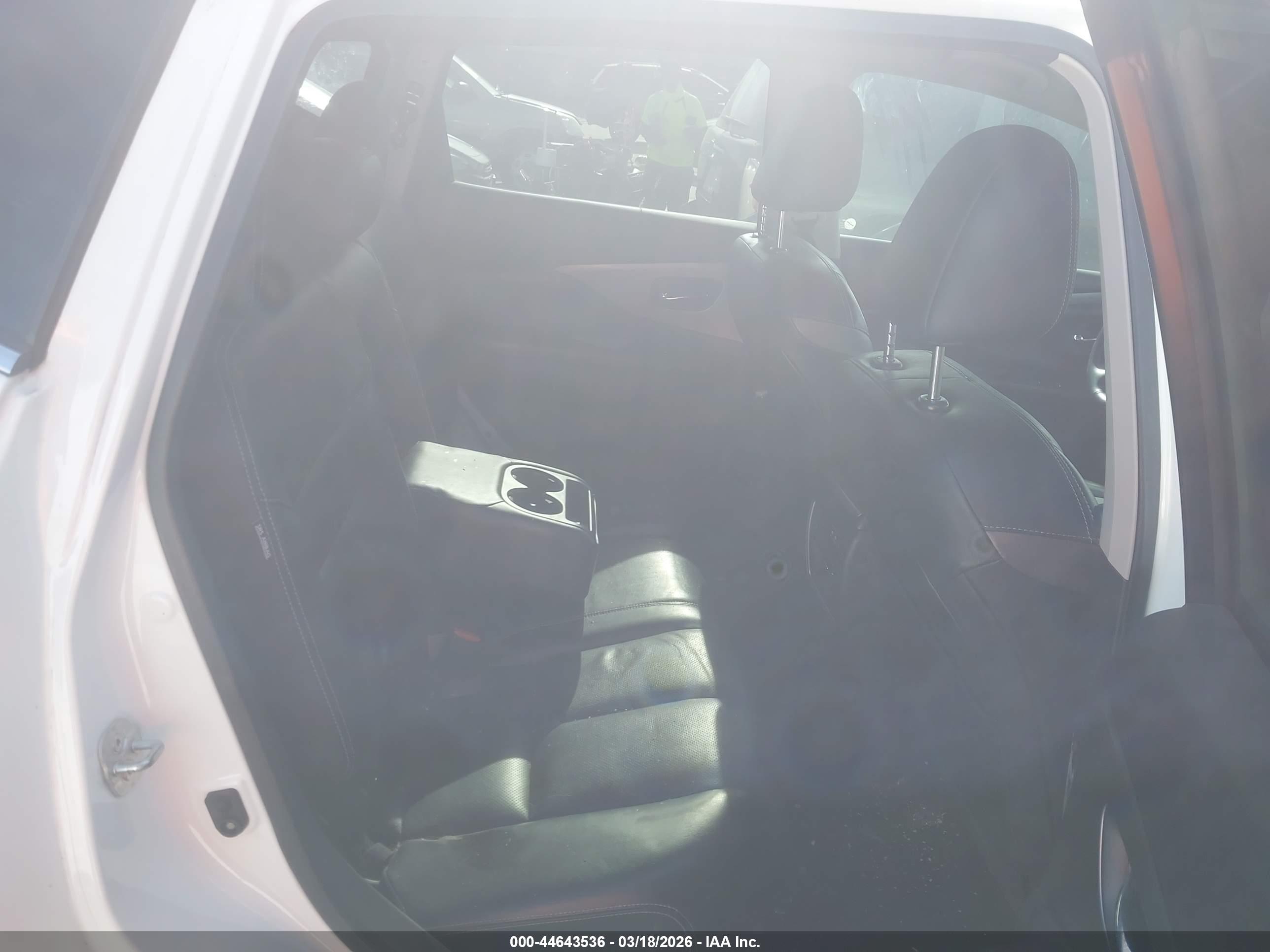 NISSAN MURANO image 8