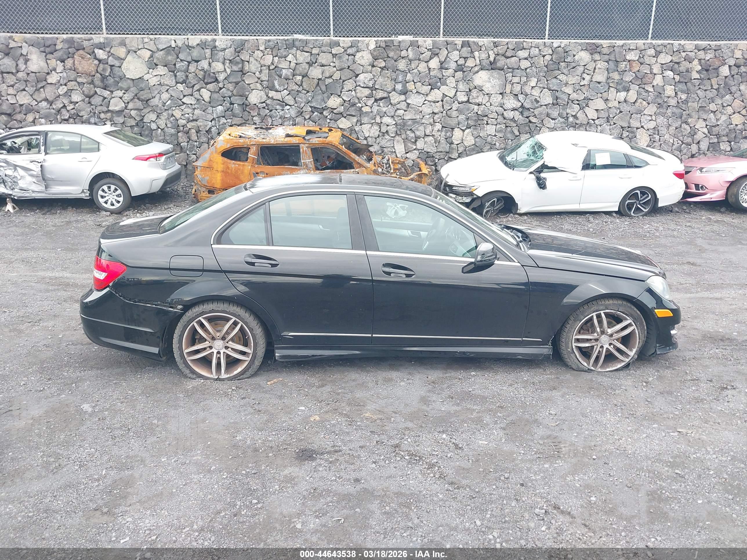 MERCEDES-BENZ C image 6