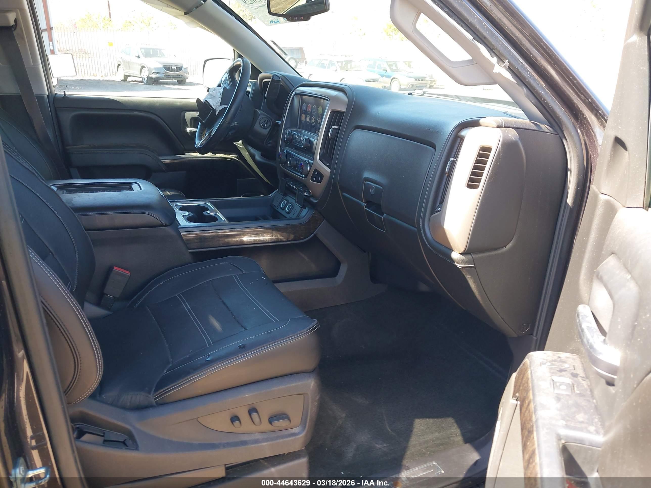 GMC SIERRA image 5