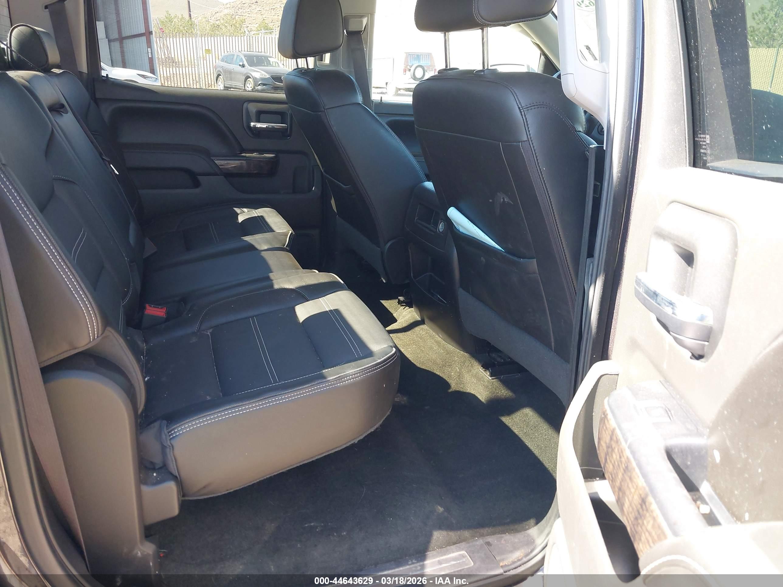 GMC SIERRA image 8