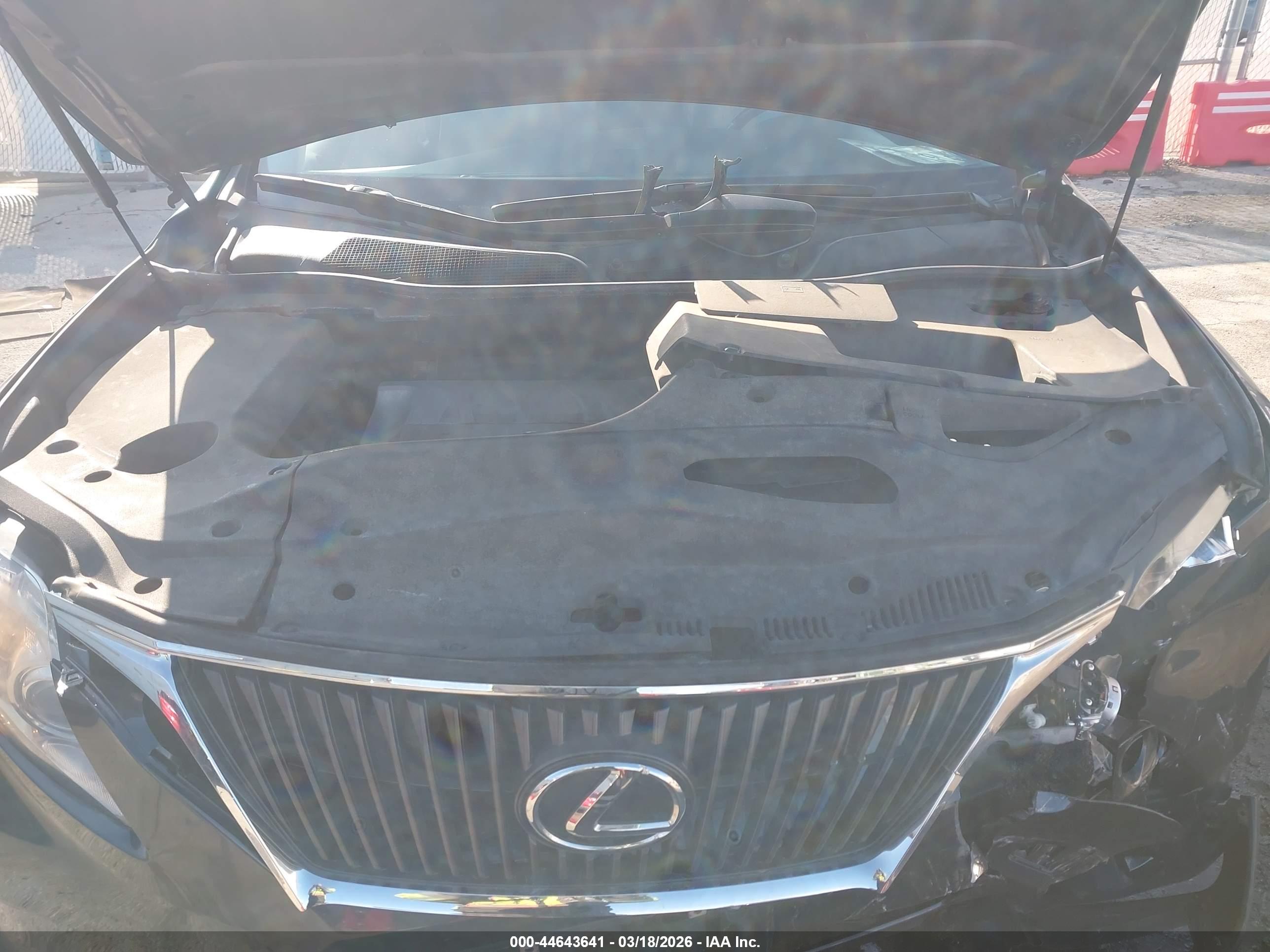 LEXUS RX image 10