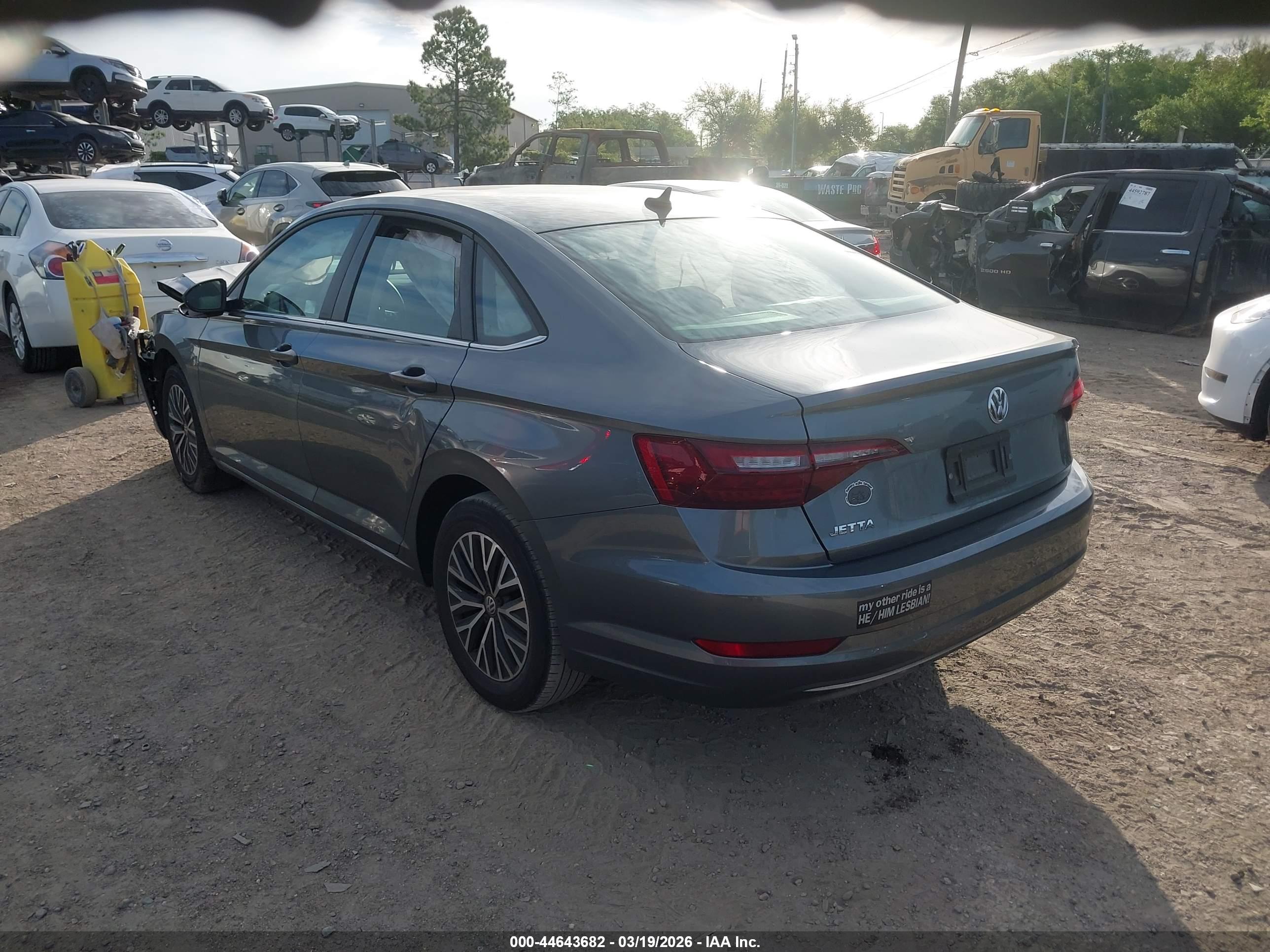 VOLKSWAGEN JETTA image 3
