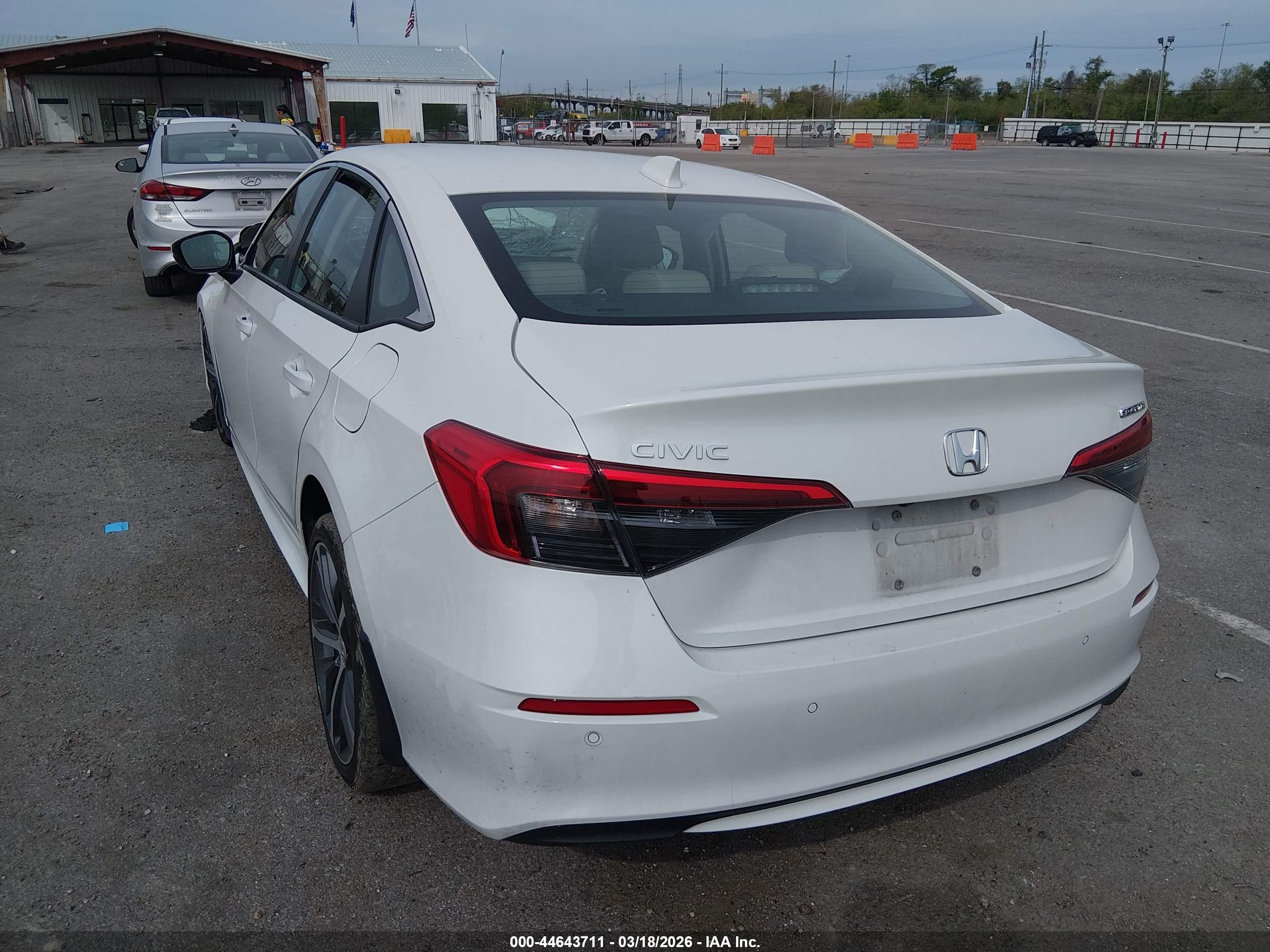 HONDA CIVIC image 3