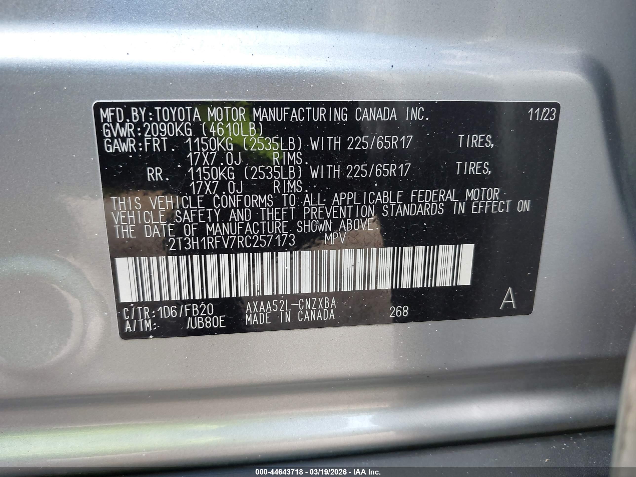 TOYOTA RAV4 image 9