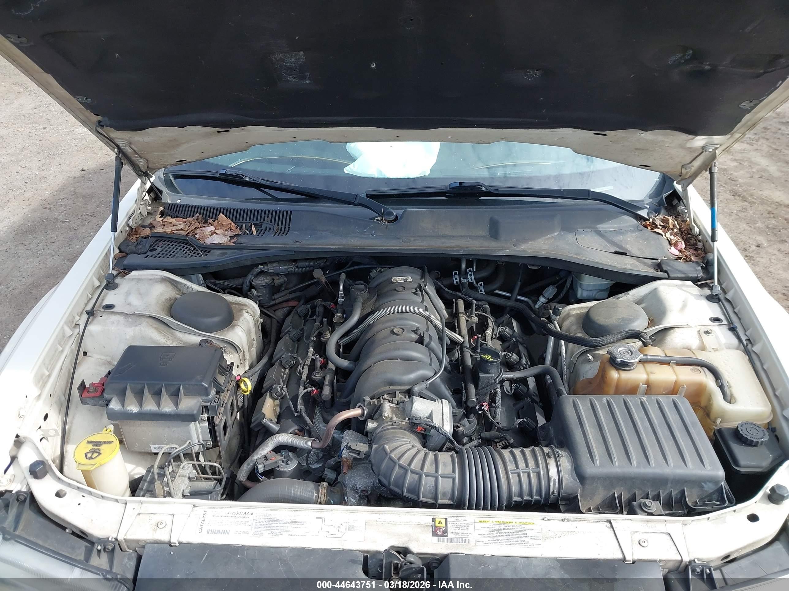 CHRYSLER 300C image 10