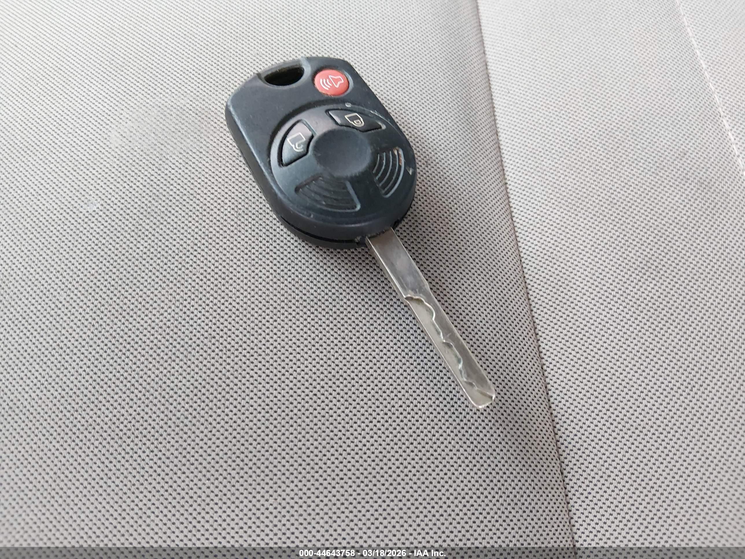 FORD ESCAPE image 11