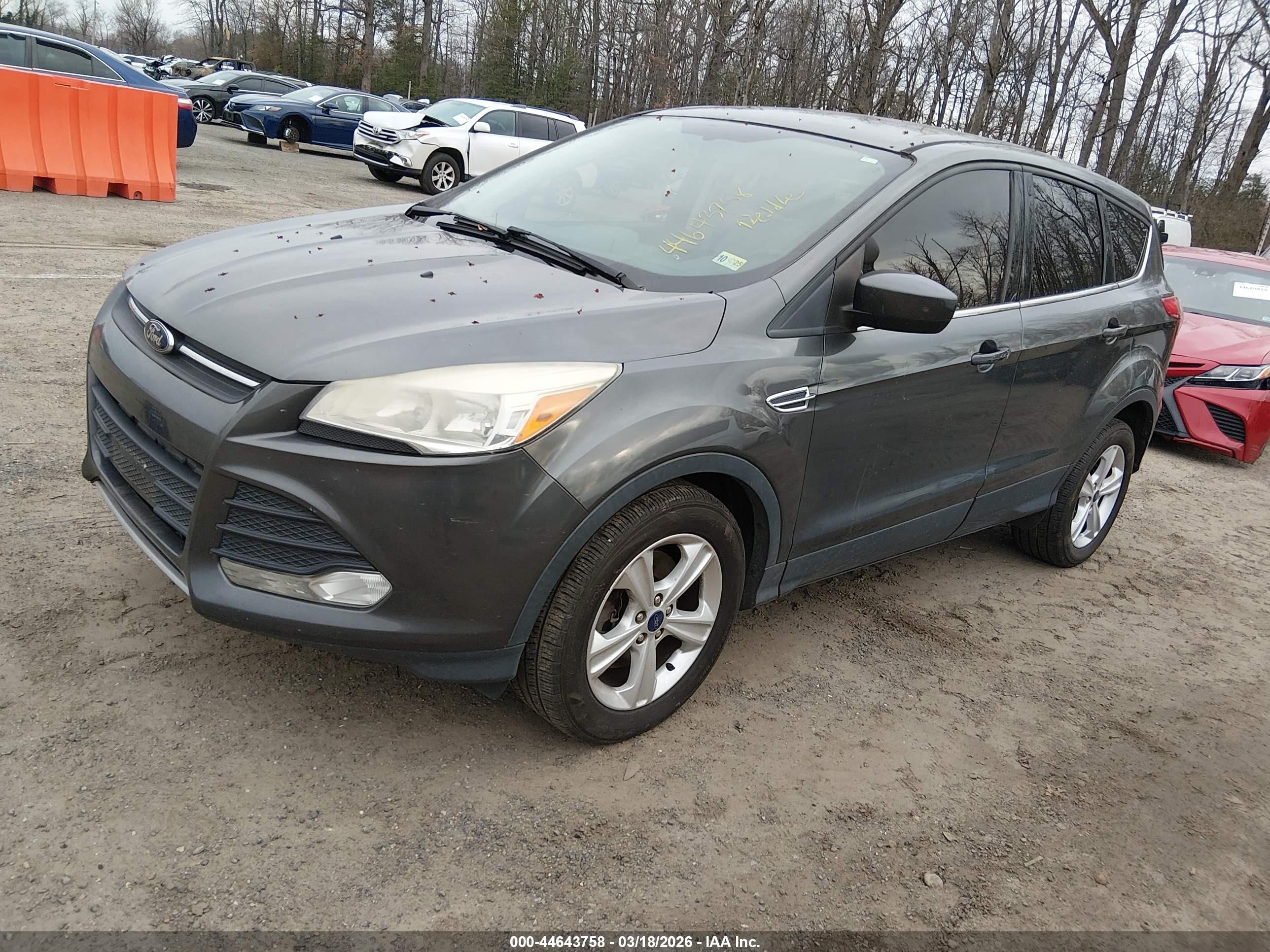 FORD ESCAPE image 2
