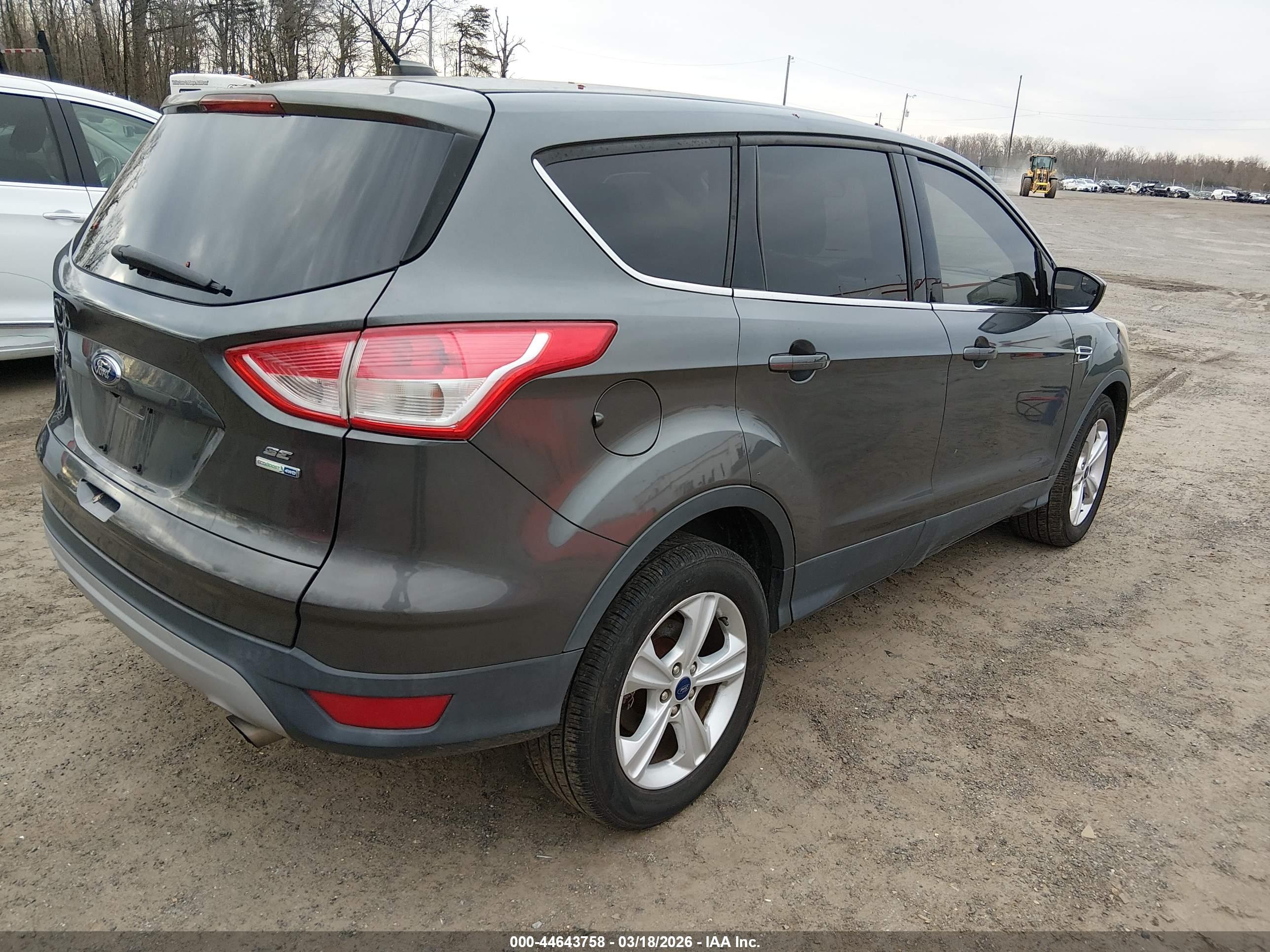 FORD ESCAPE image 4