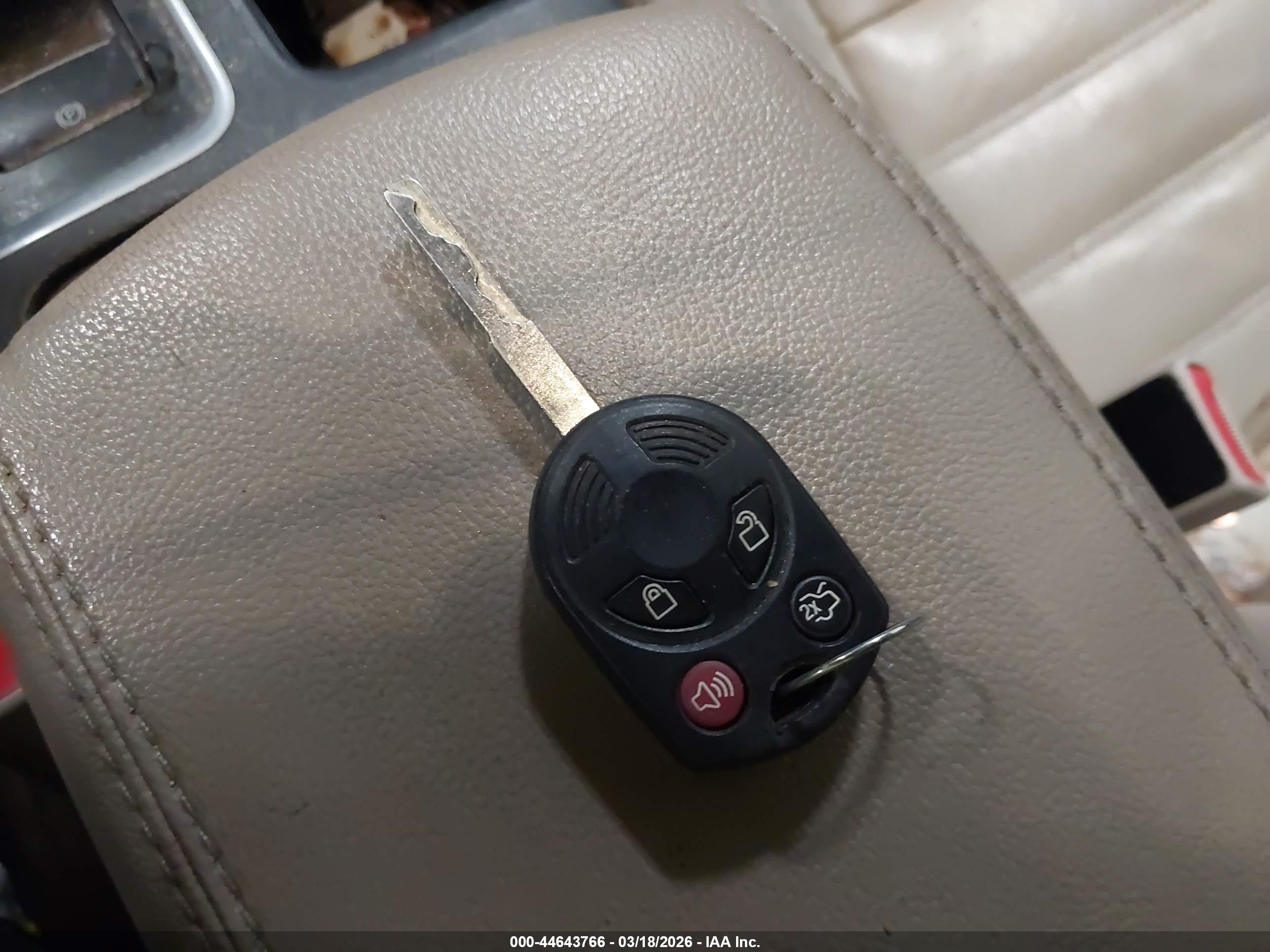 FORD ESCAPE image 11