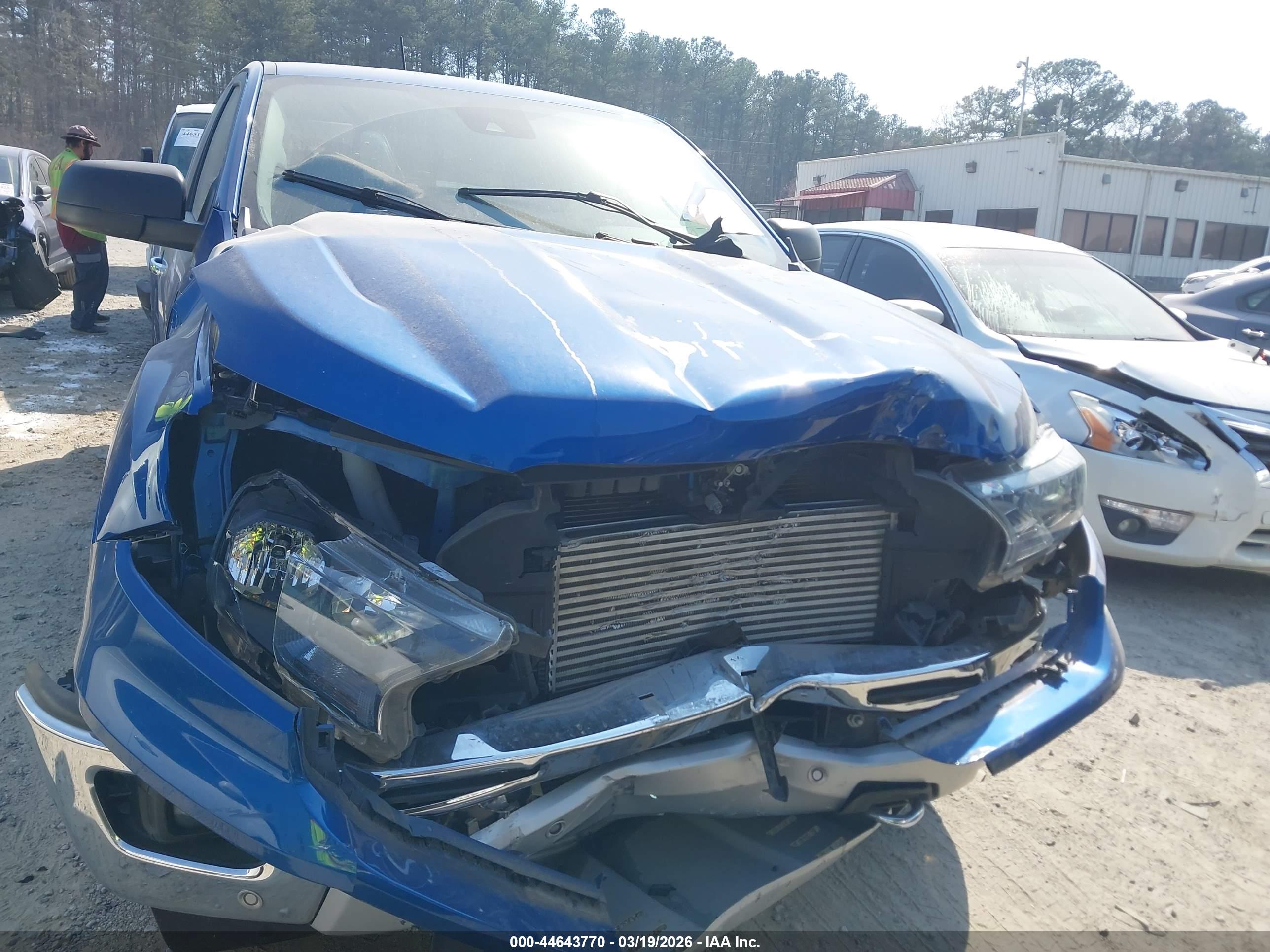 FORD RANGER image 6